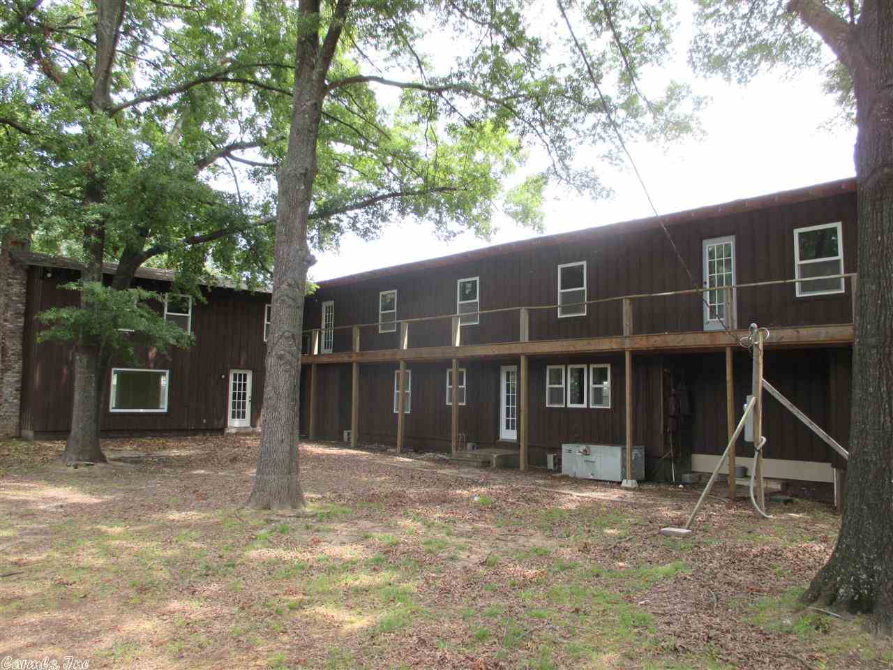 BEAR'S DEN - Residential