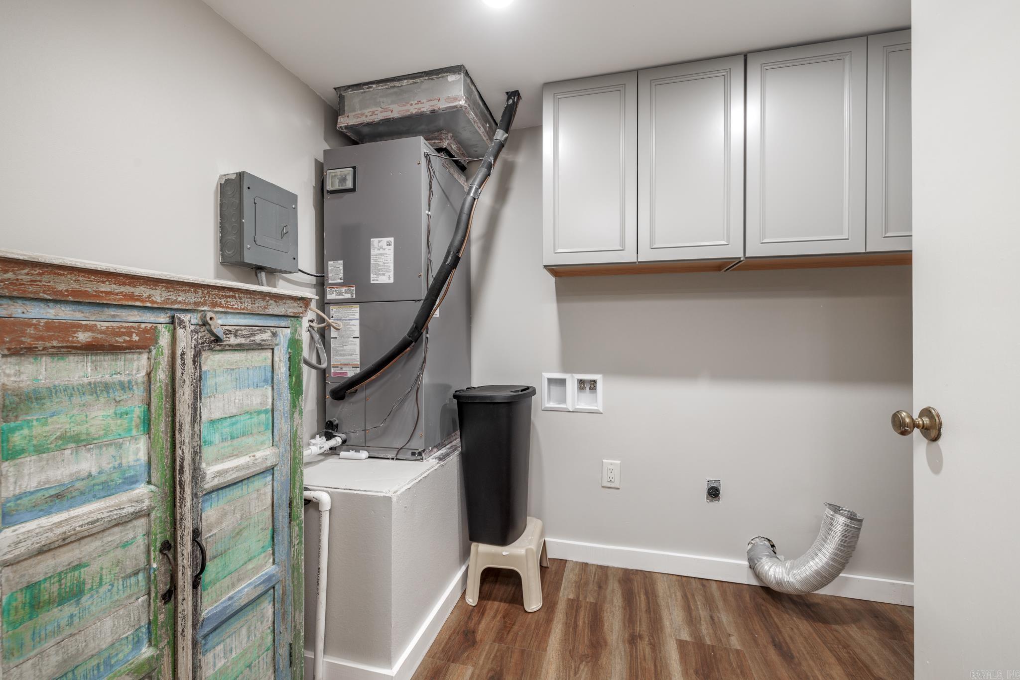 Castellon Courts # 3 - Residential