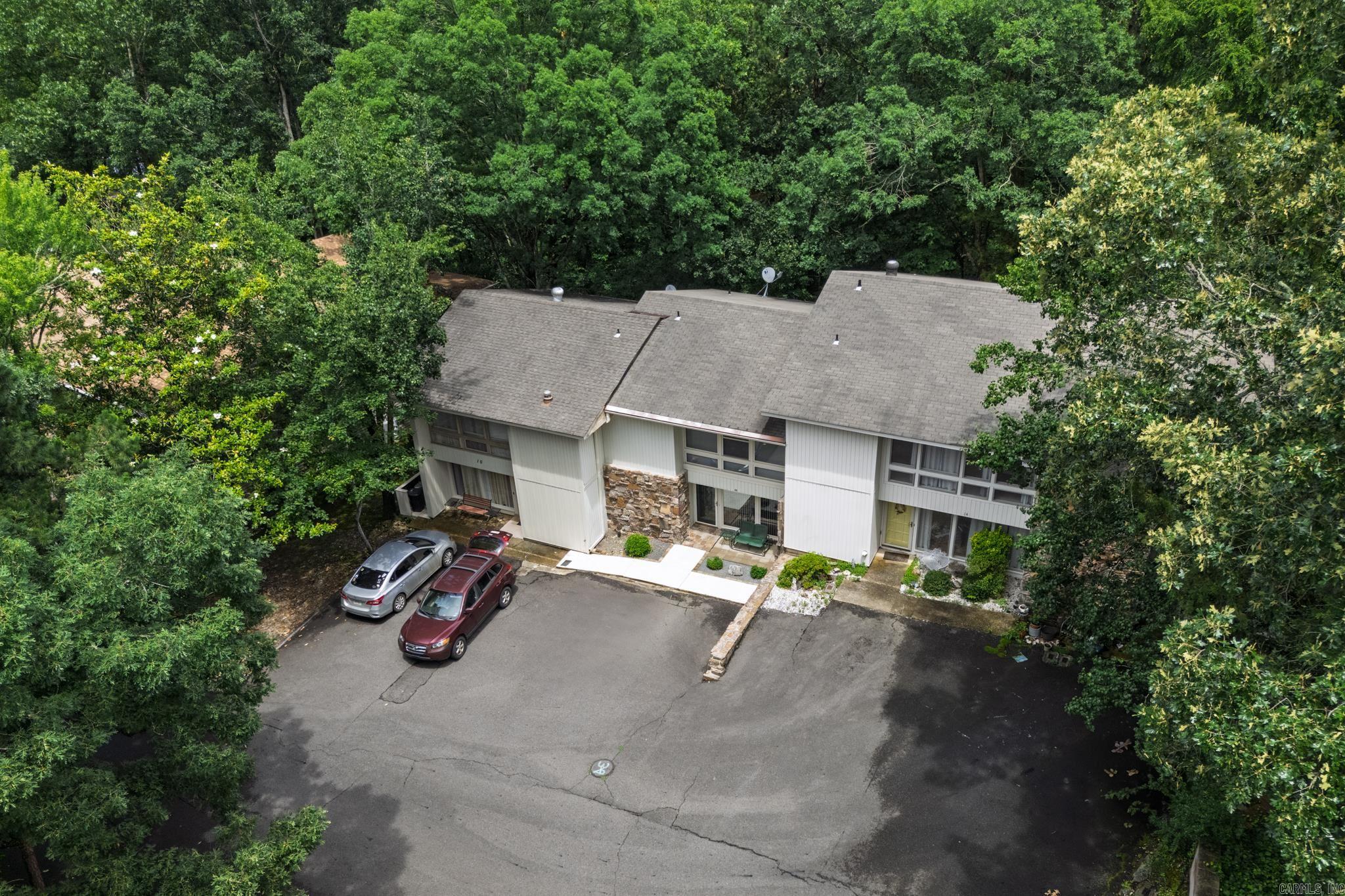 Castellon Courts # 3 - Residential