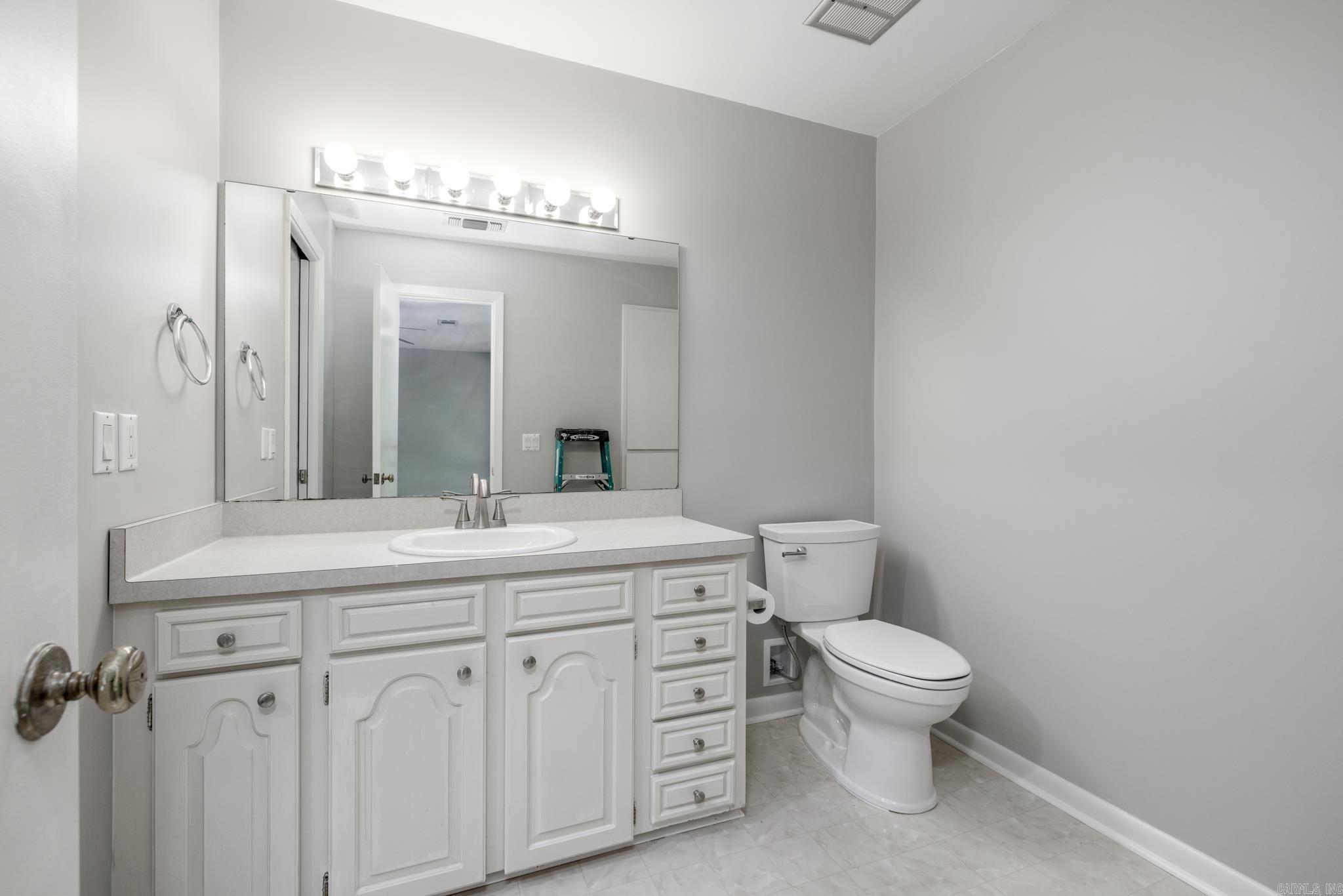 Castellon Courts # 3 - Residential