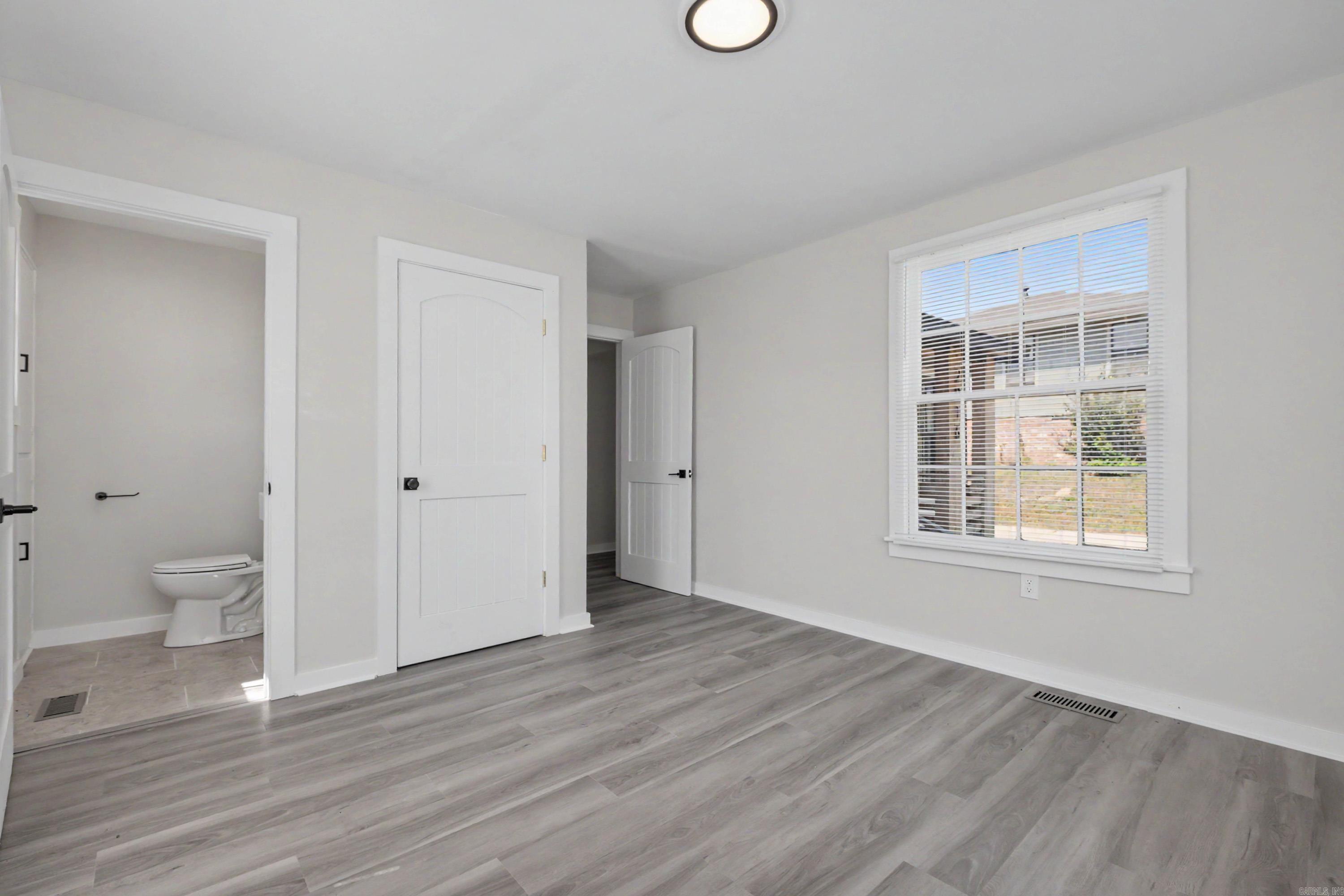 KINGWOOD PLACE - Residential