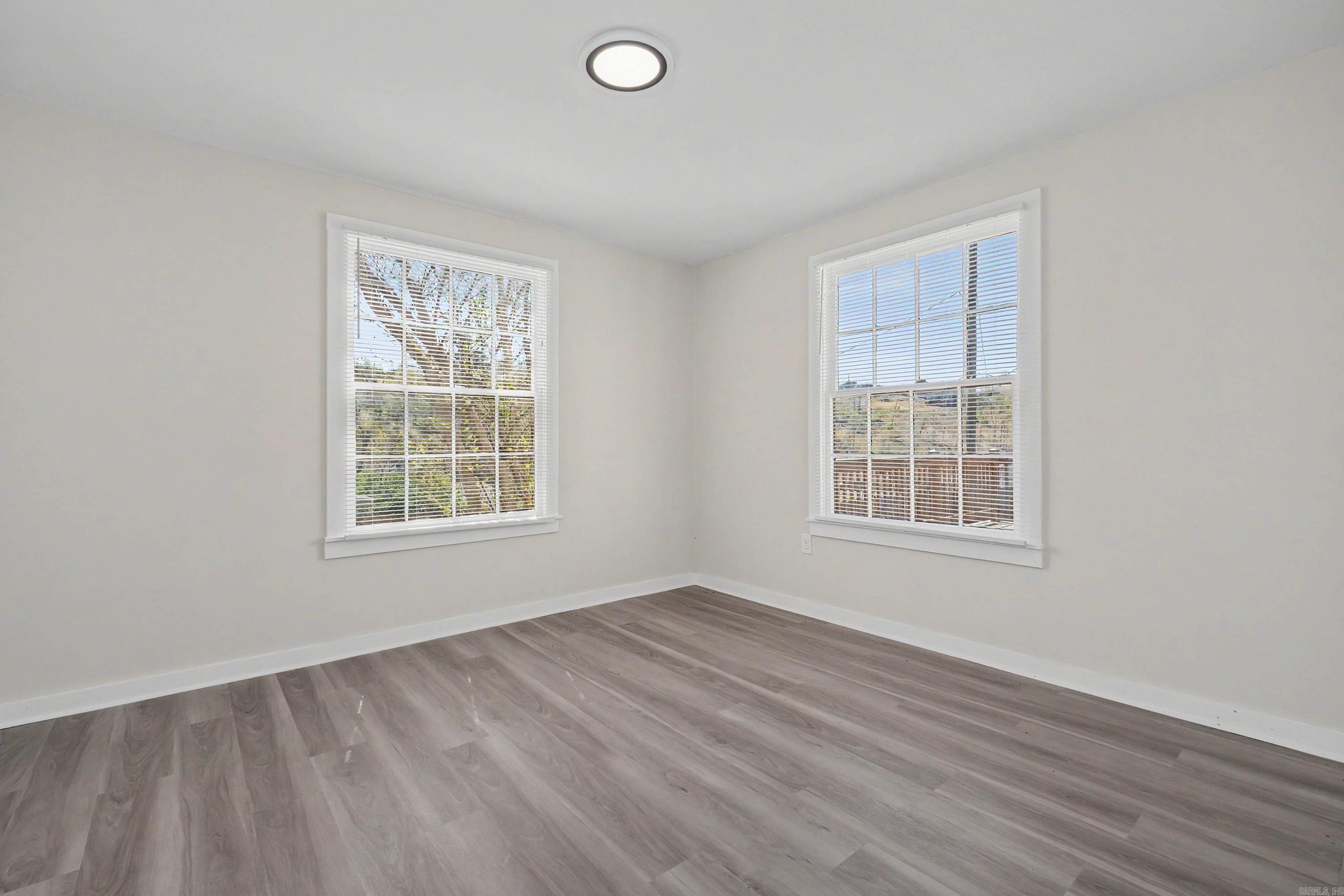 KINGWOOD PLACE - Residential