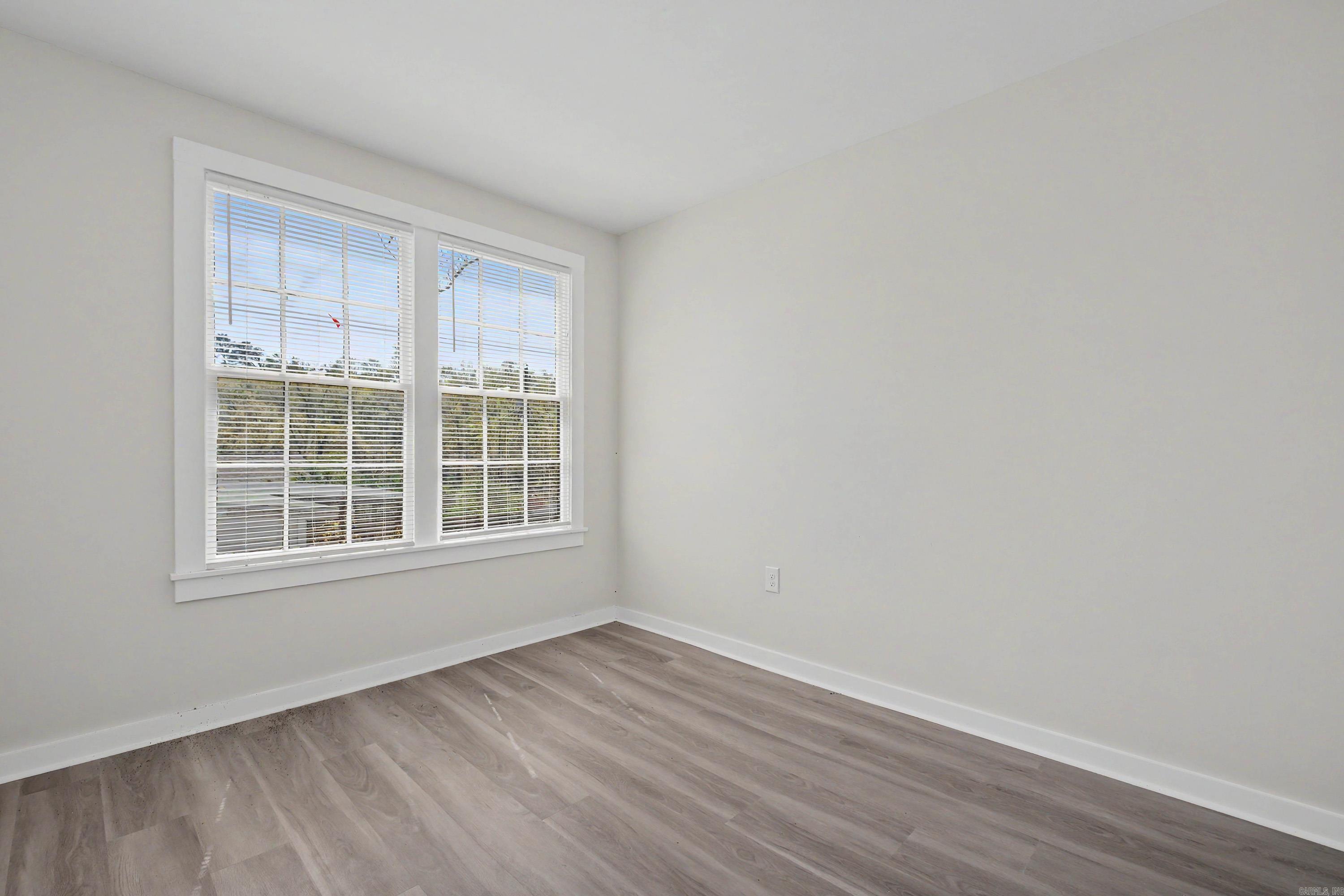 KINGWOOD PLACE - Residential