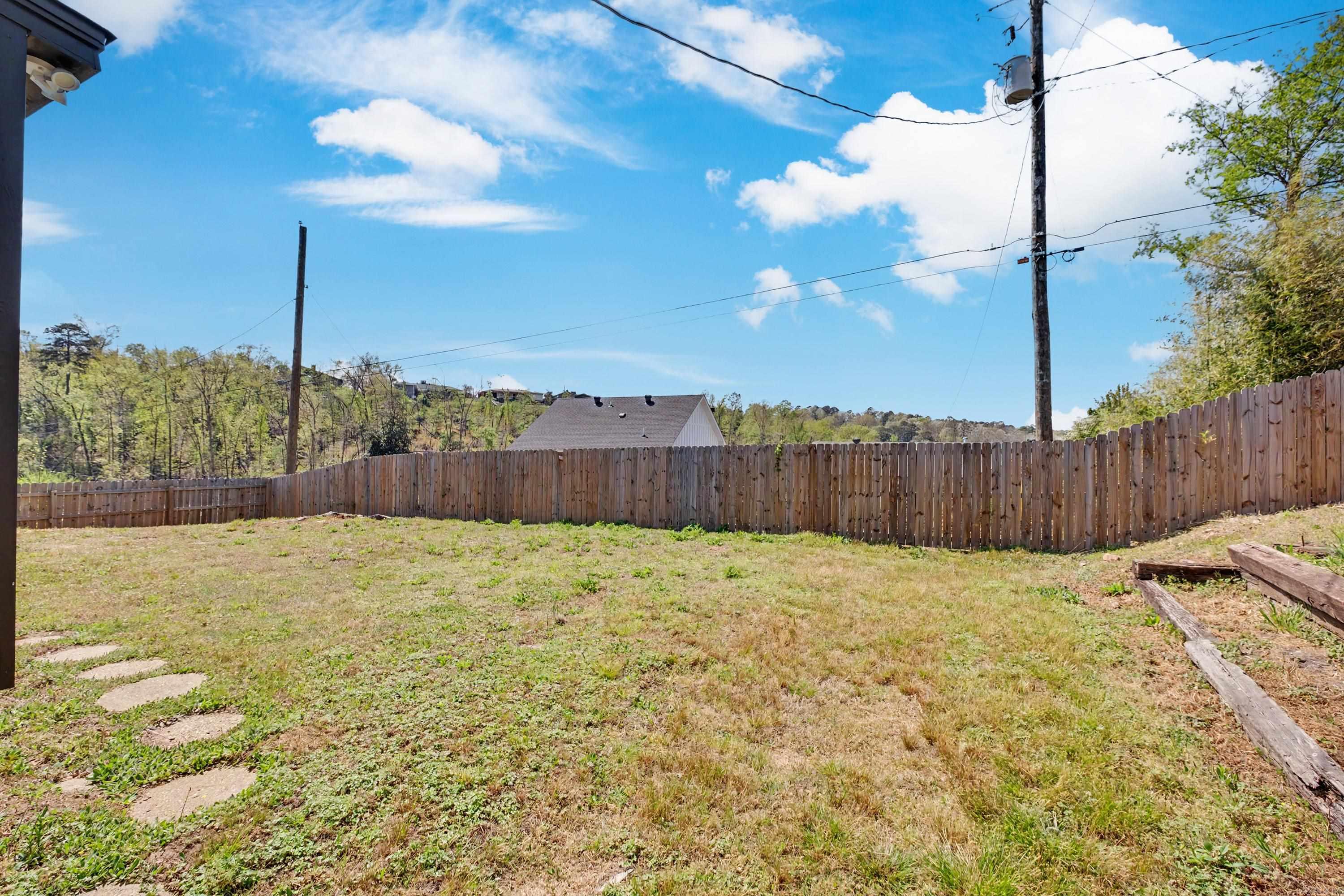 KINGWOOD PLACE - Residential