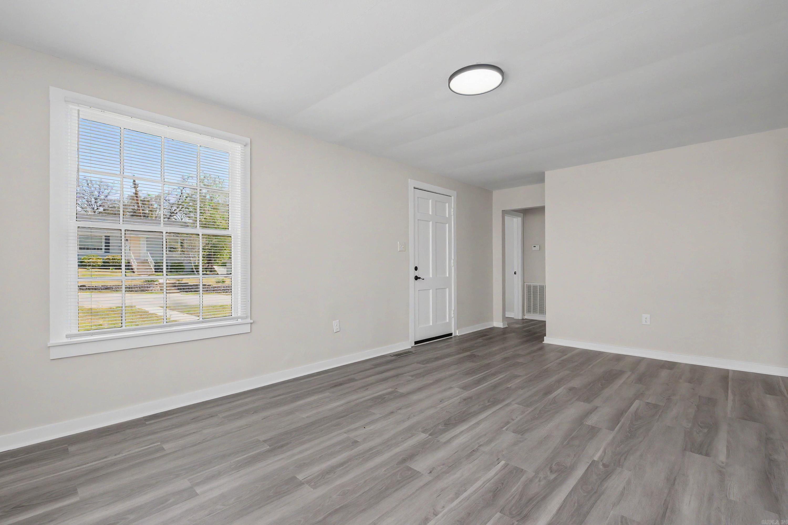 KINGWOOD PLACE - Residential