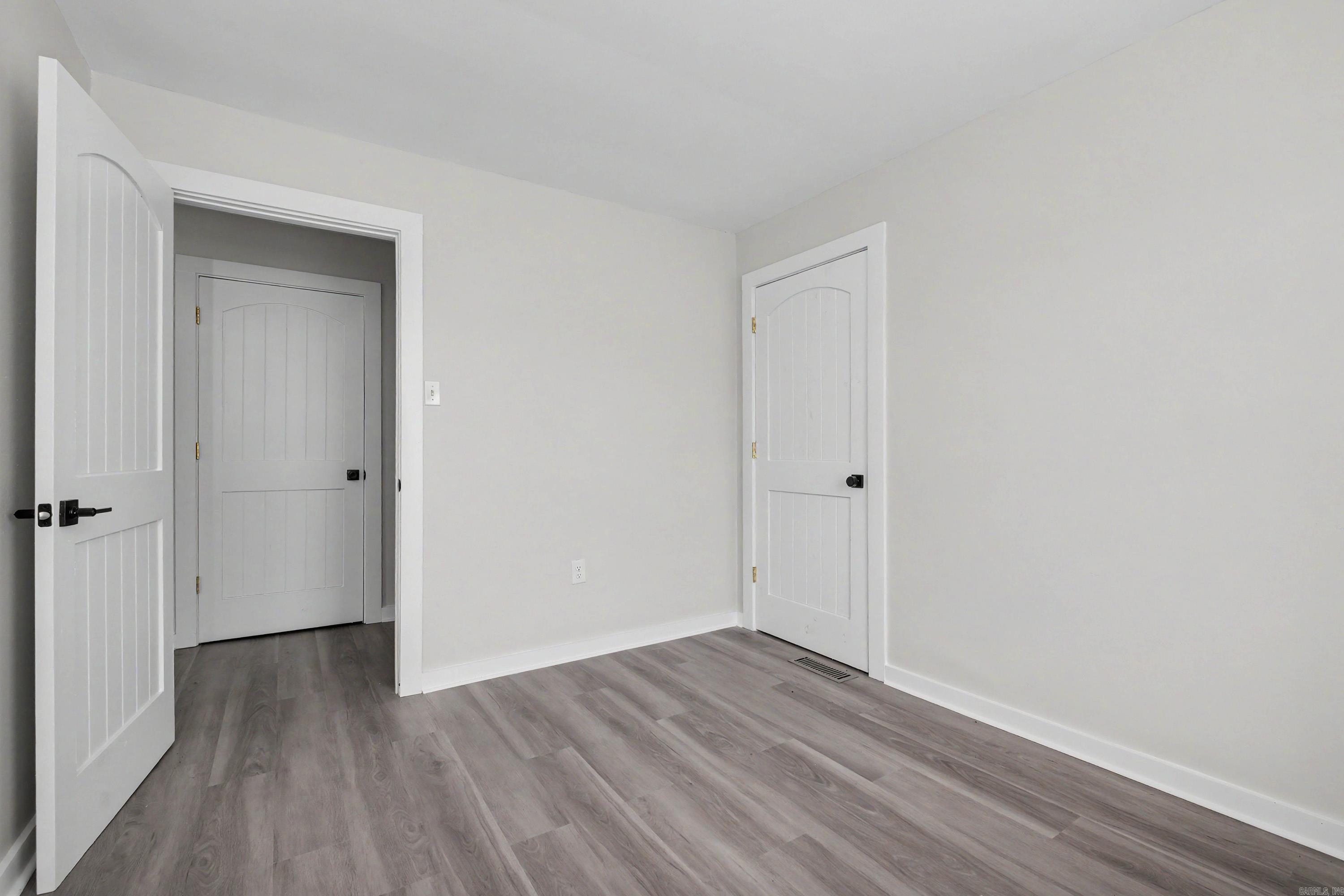 KINGWOOD PLACE - Residential