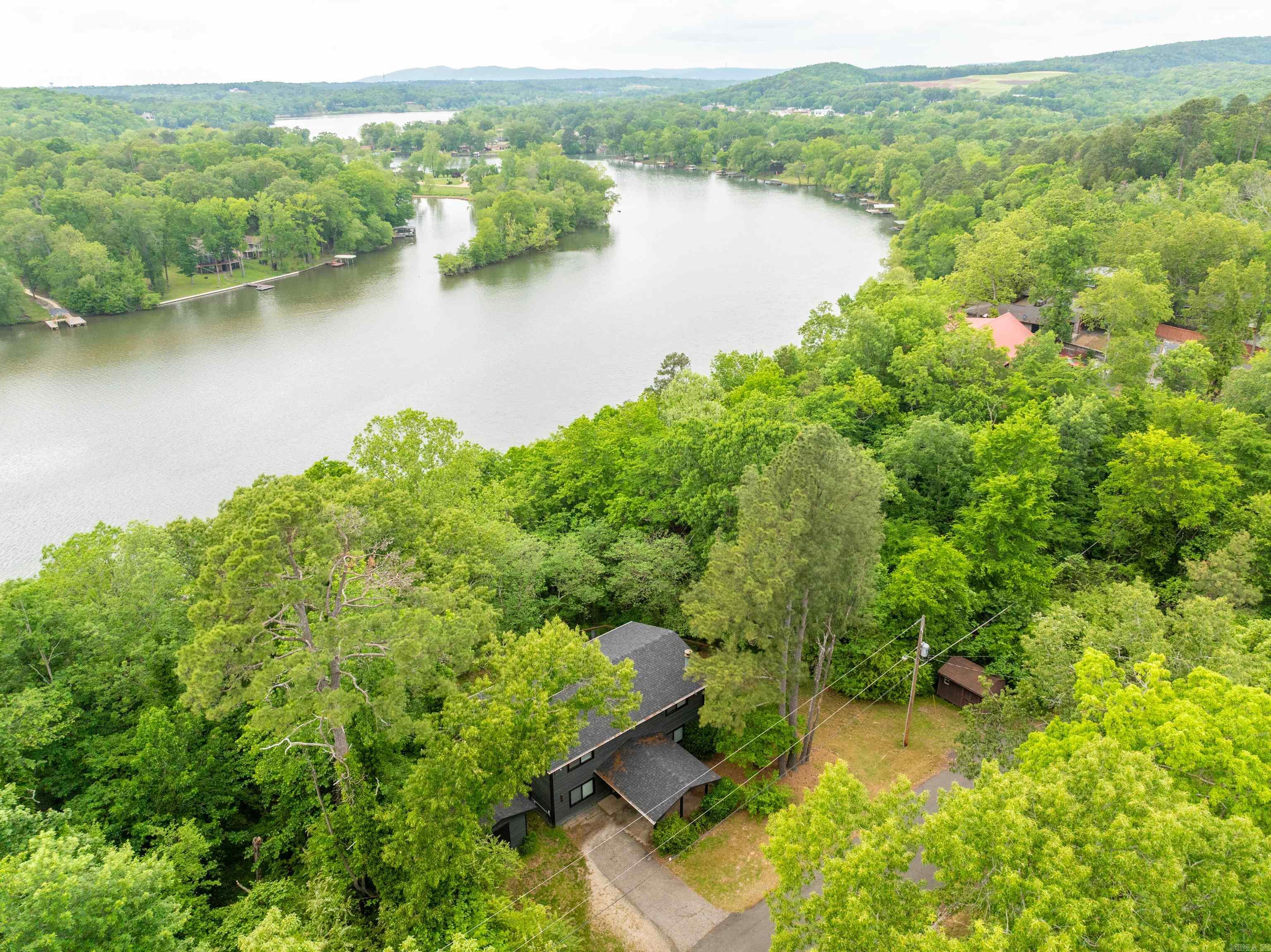 LAKE CATHERINE IND. ESTATES - Residential