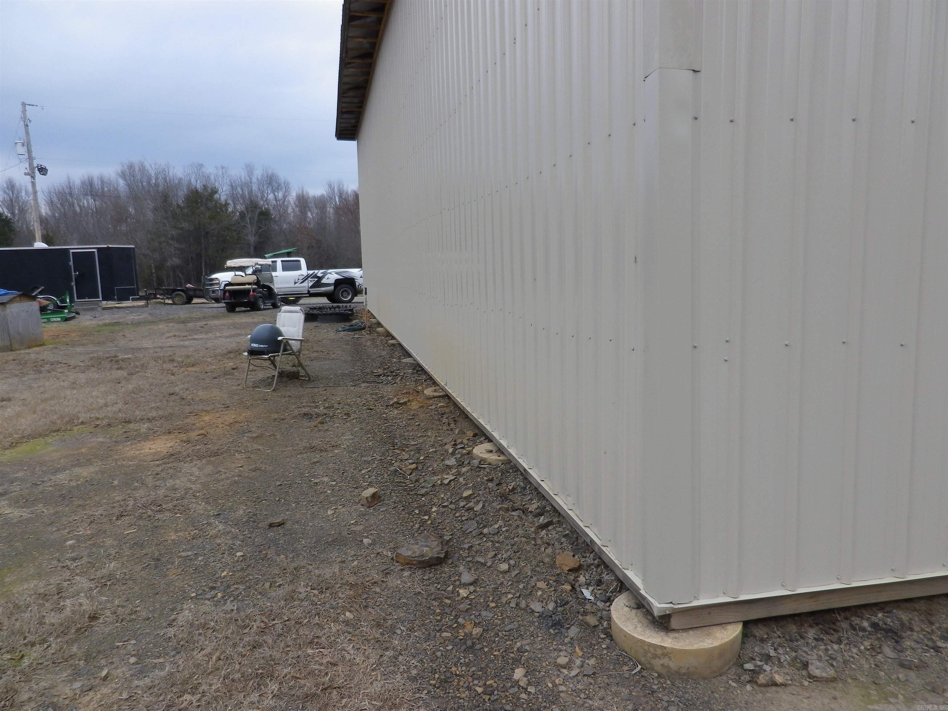 Metes & Bounds - Land