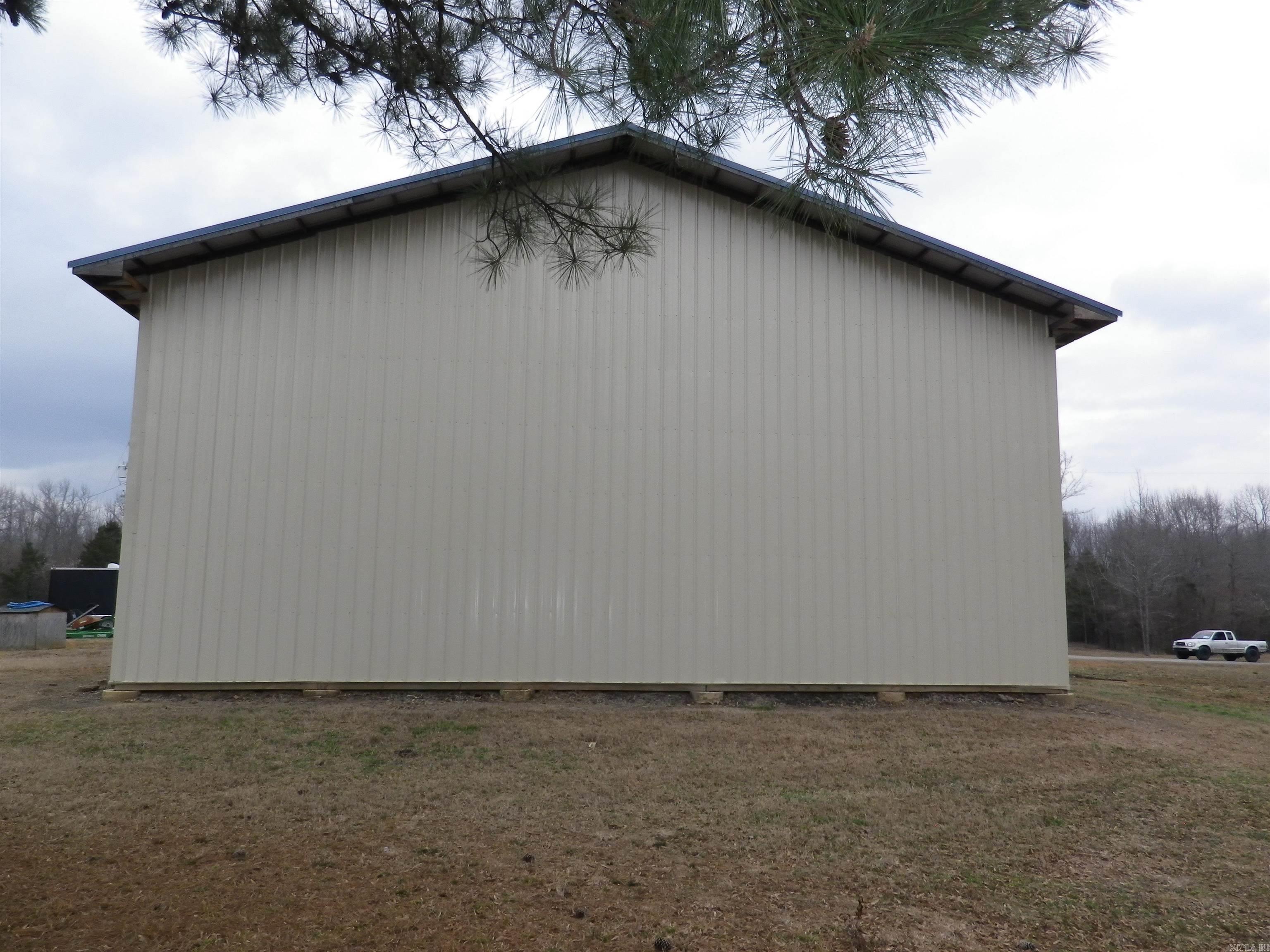 Metes & Bounds - Land