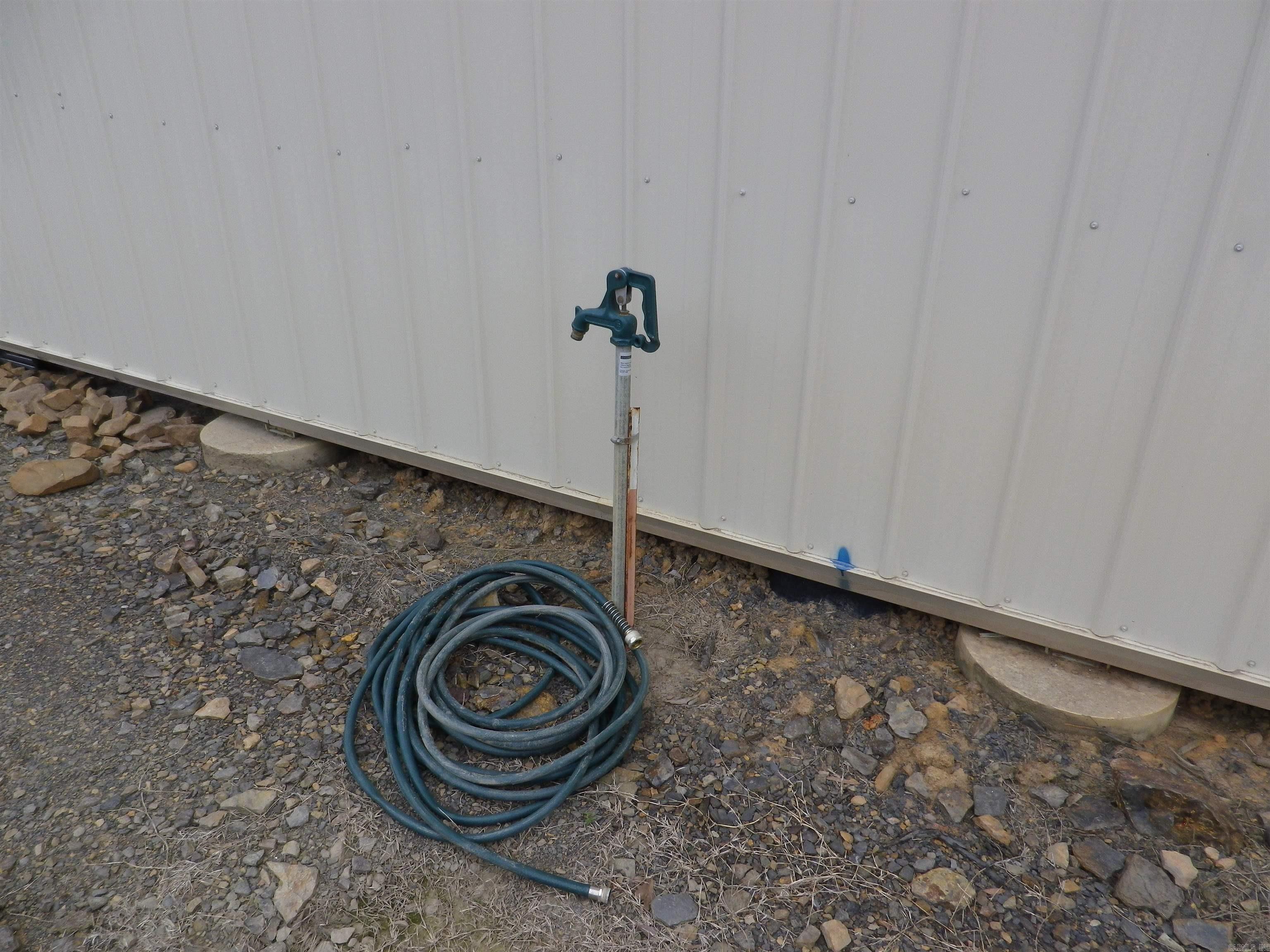 Metes & Bounds - Land