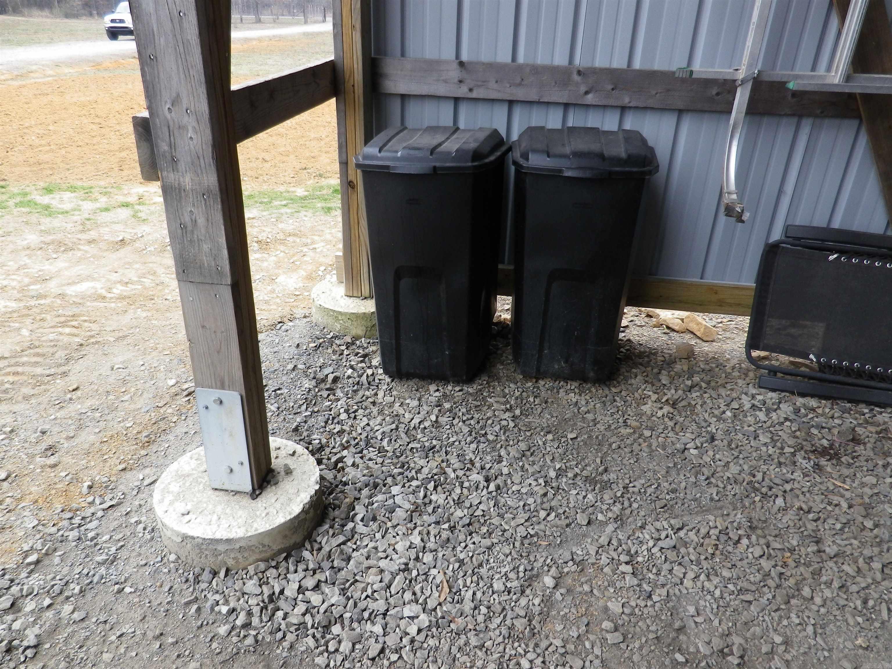 Metes & Bounds - Land