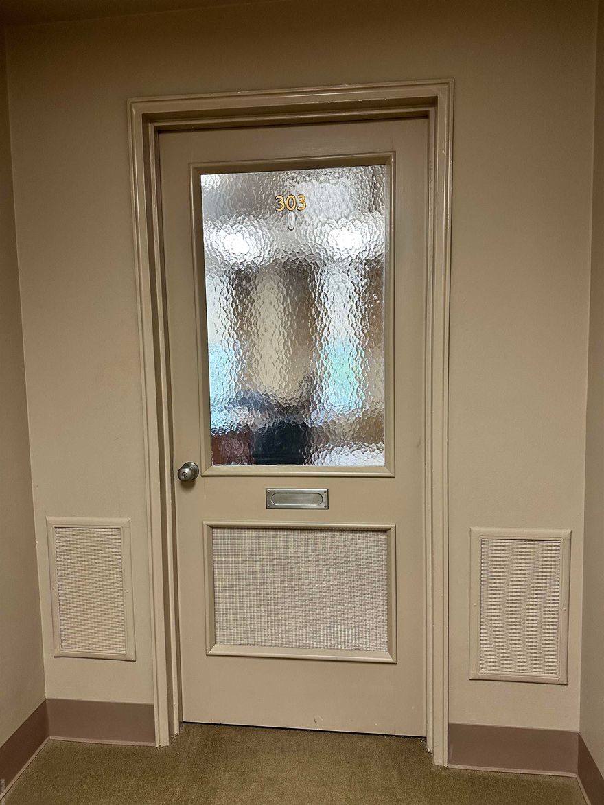 Suite 303 located on the 3rd floor of 200 N. Washington.  891 Square feet, comes with 1 dedicated parking spot.  This is the perfect location for your business.