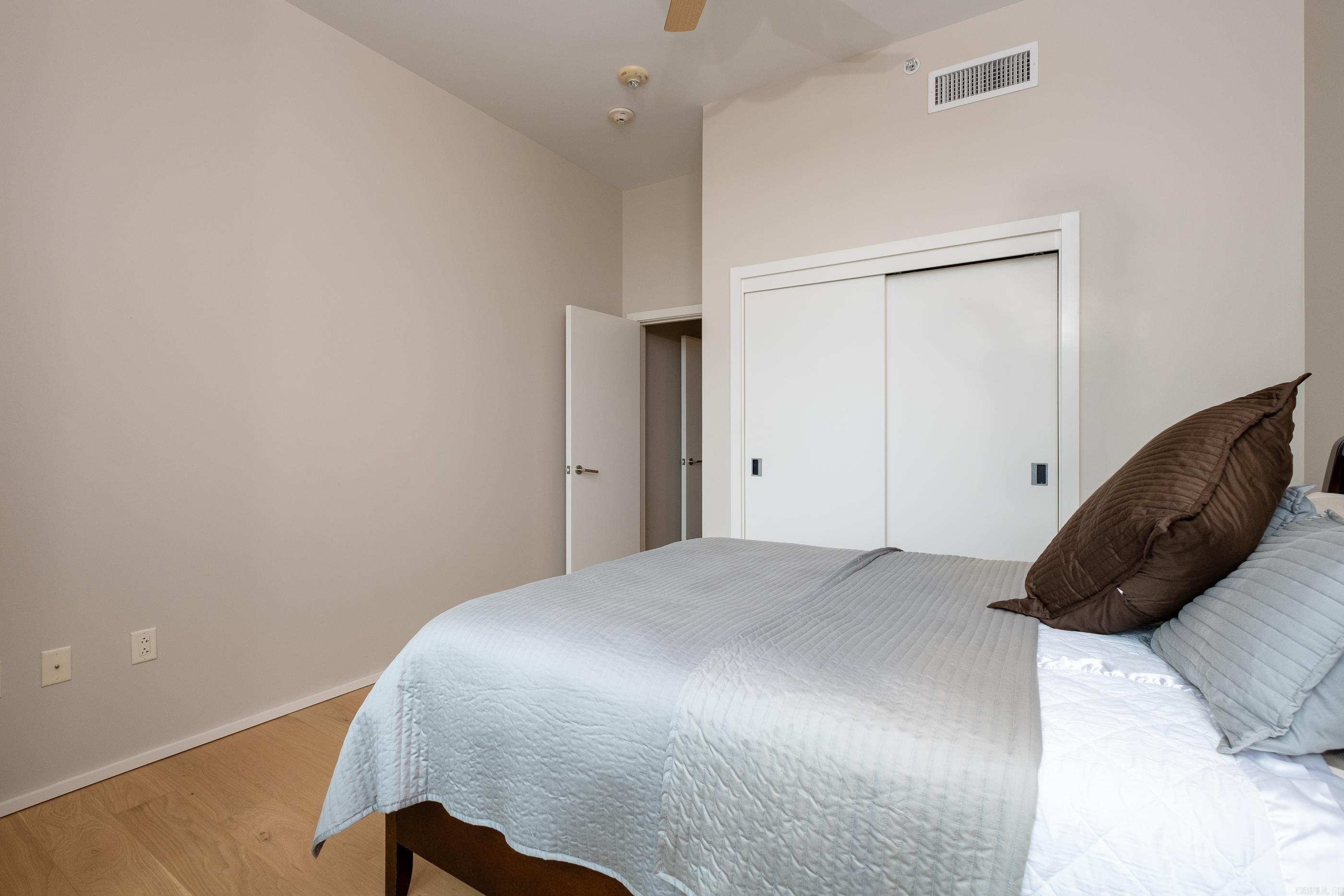 300 THIRD HPR - Residential