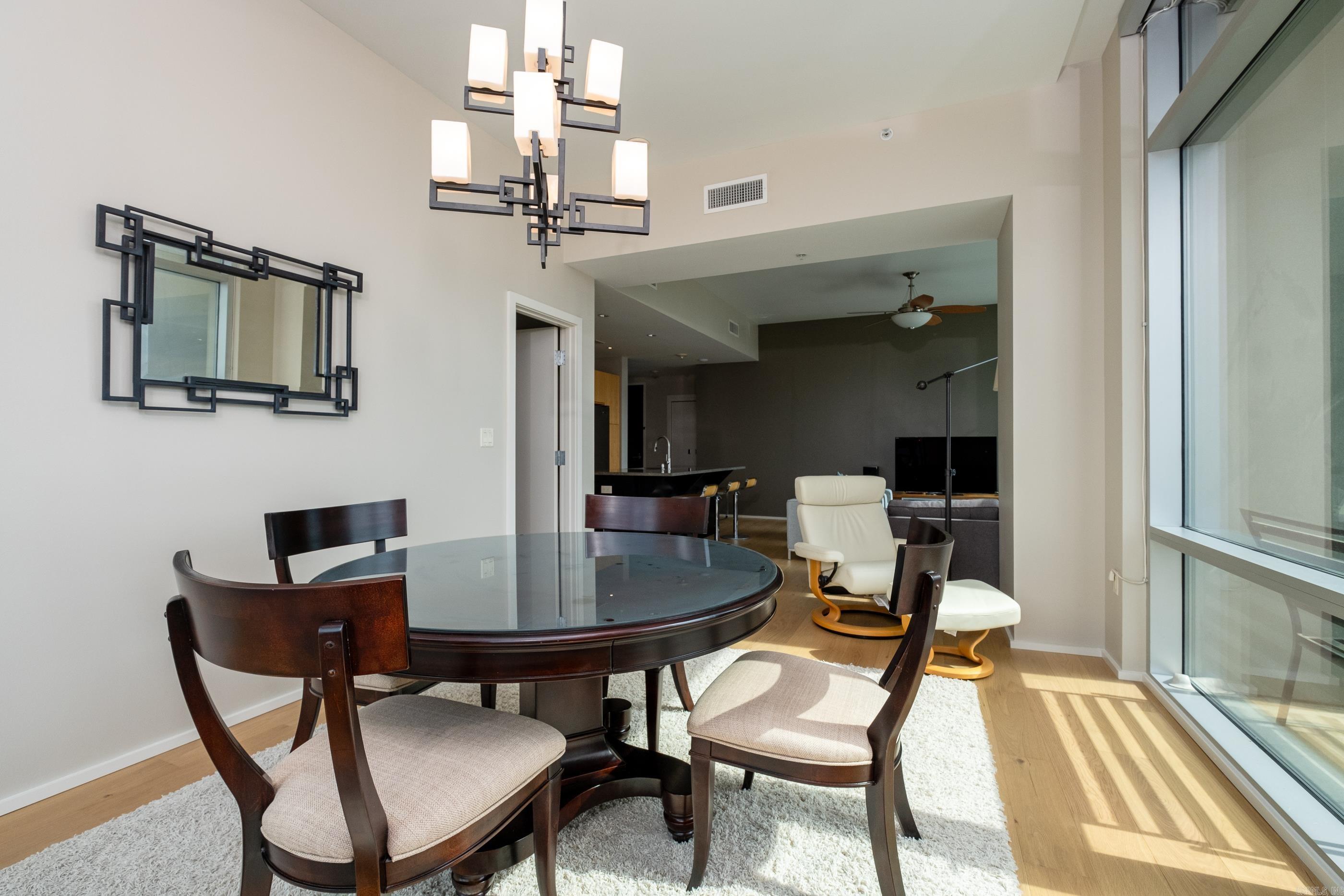 300 THIRD HPR - Residential