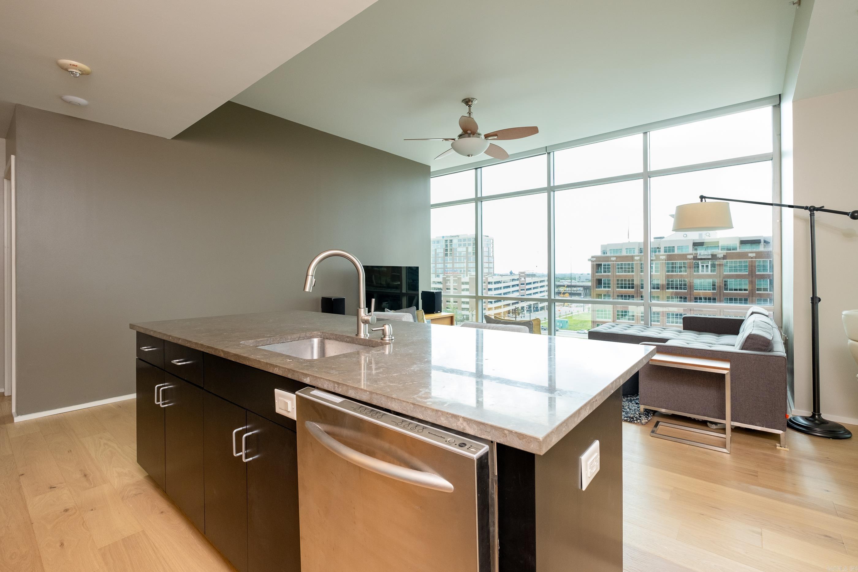 300 THIRD HPR - Residential