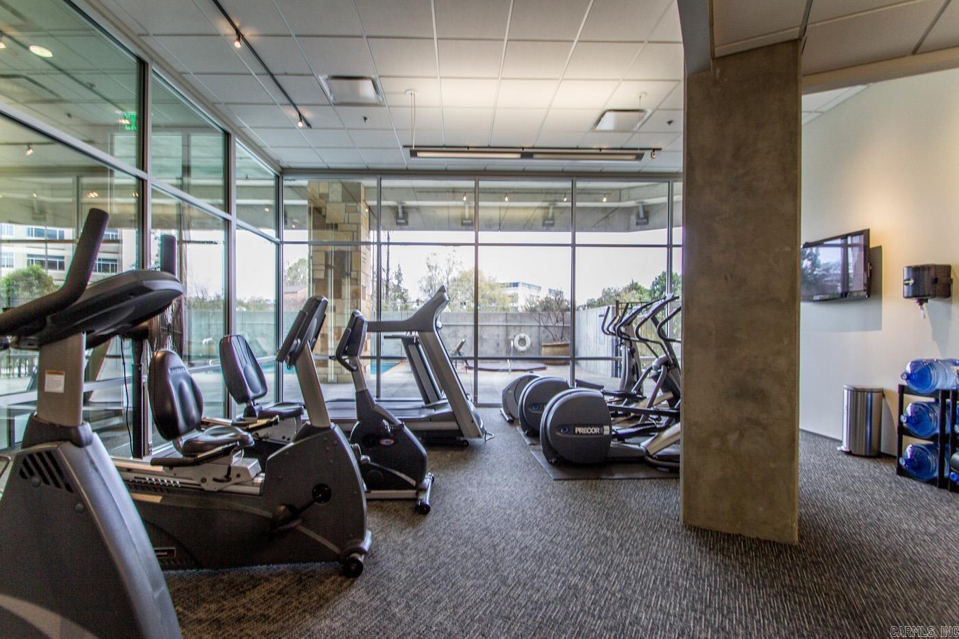 300 THIRD HPR - Residential