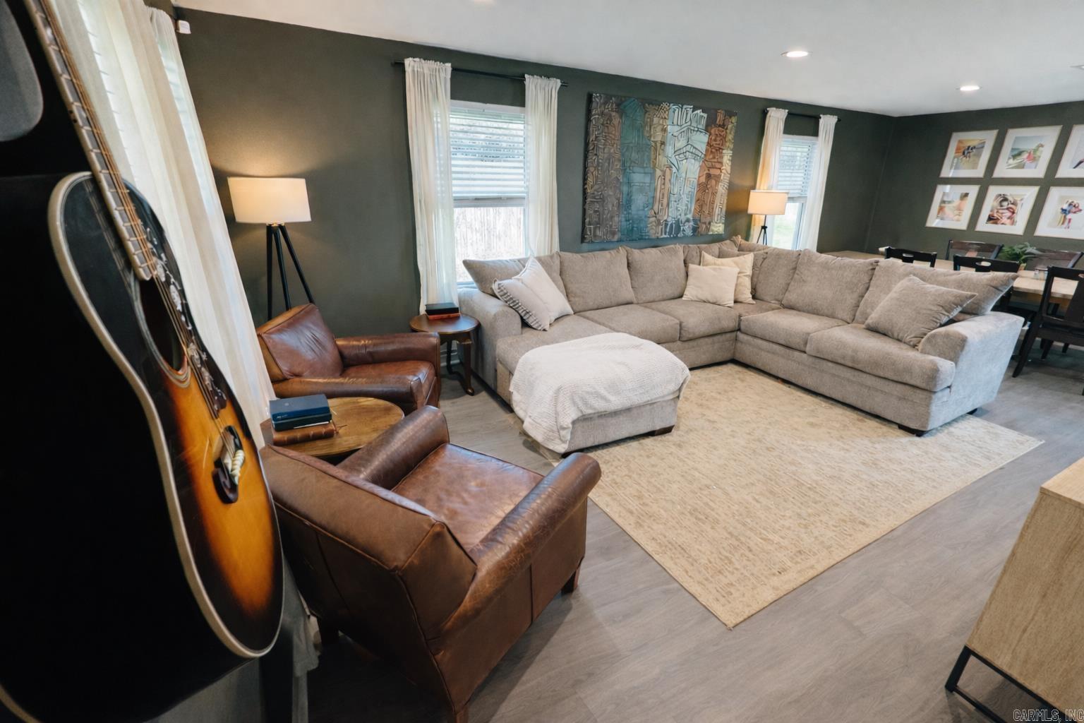 LUDINGTON HGTS - Residential