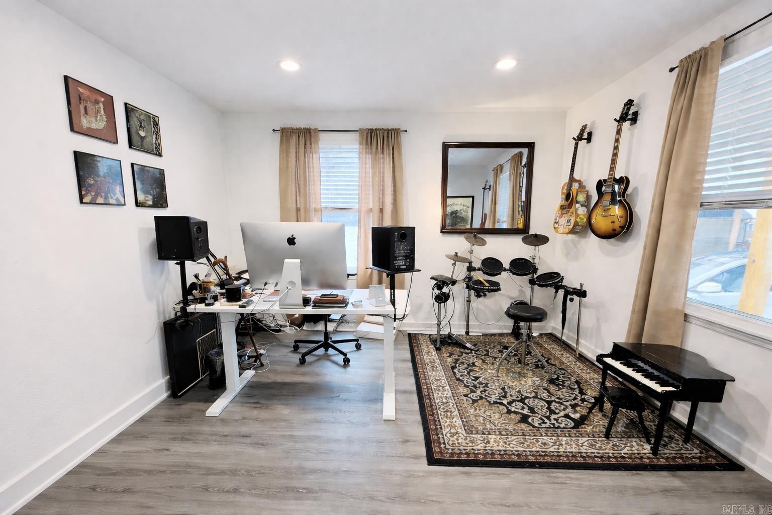 LUDINGTON HGTS - Residential