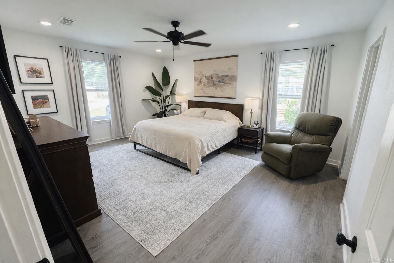 LUDINGTON HGTS - Residential