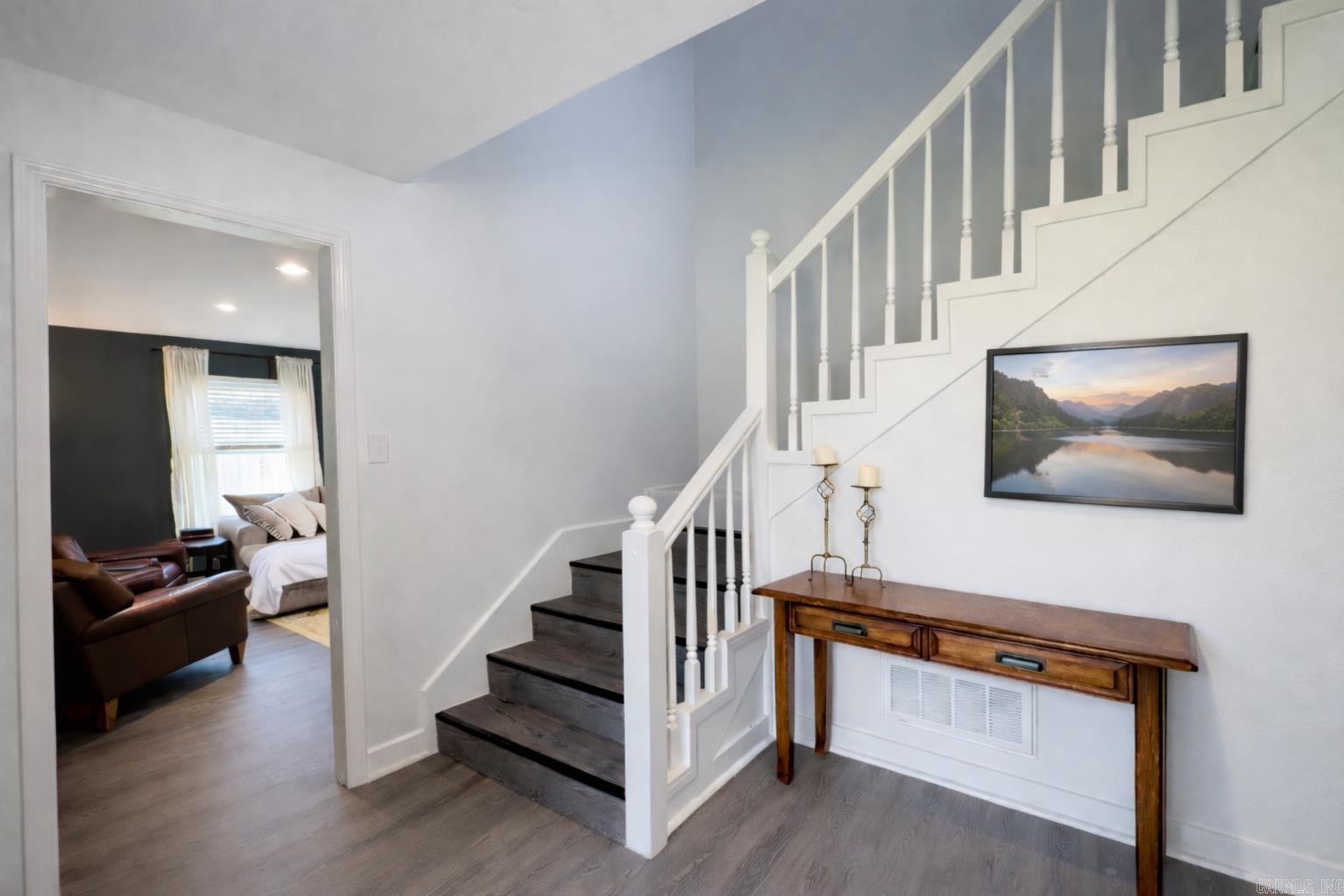 LUDINGTON HGTS - Residential