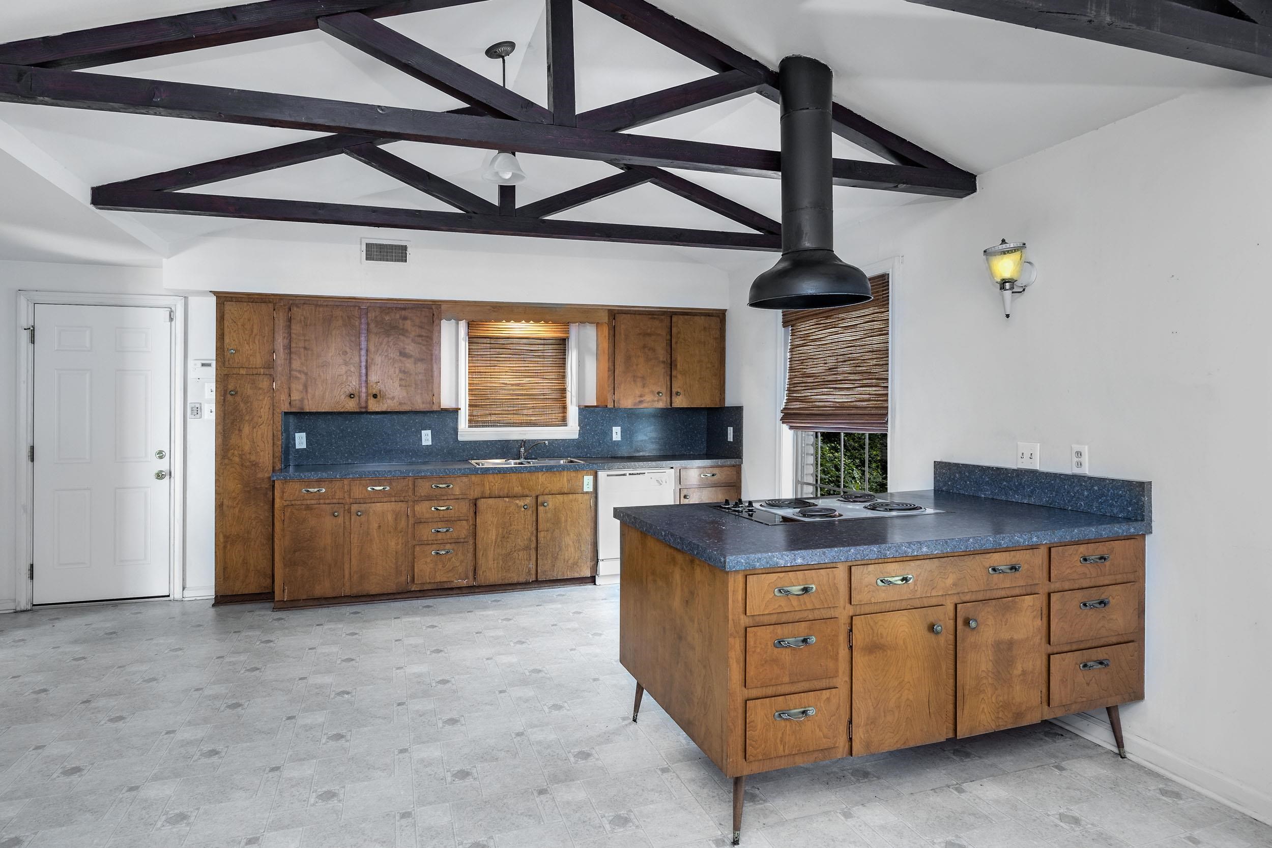 HYLAND HOMES - Residential