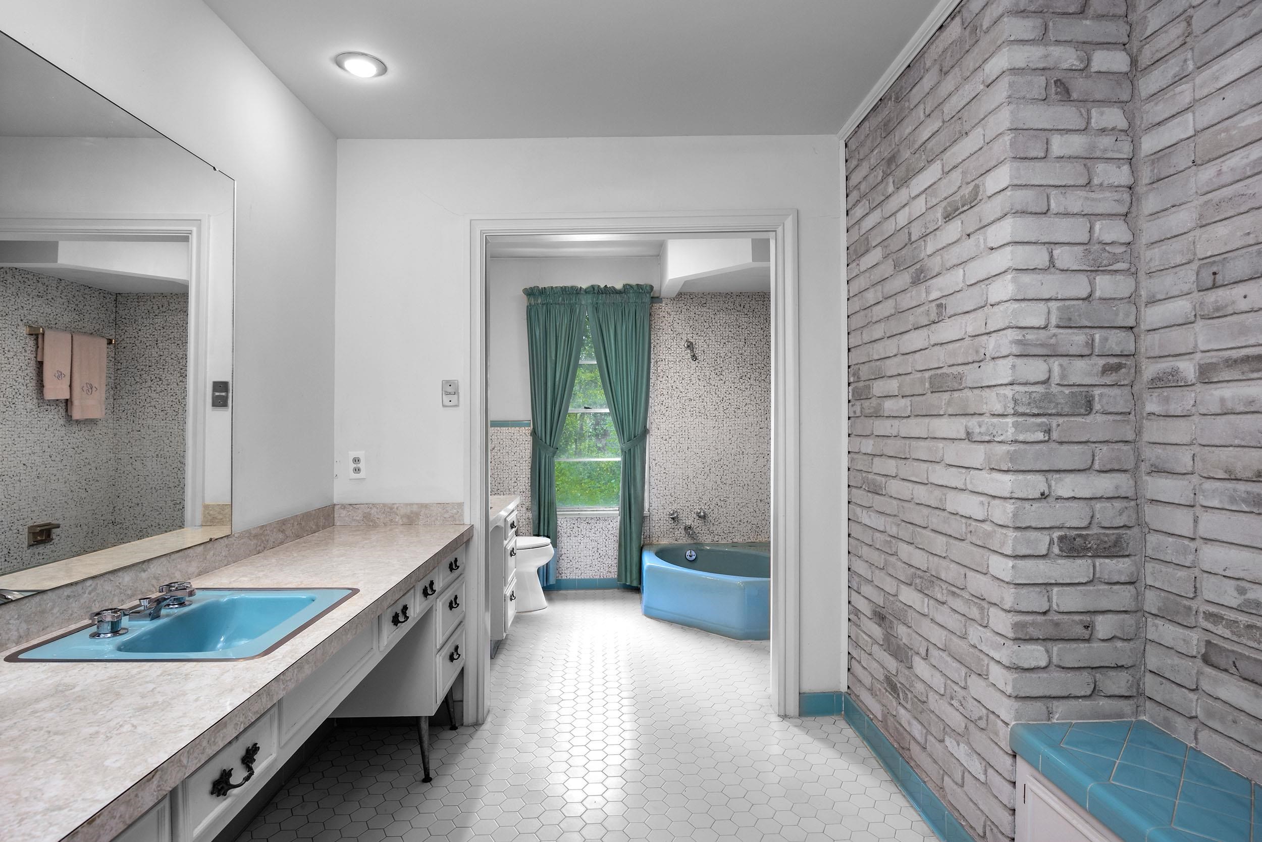 HYLAND HOMES - Residential