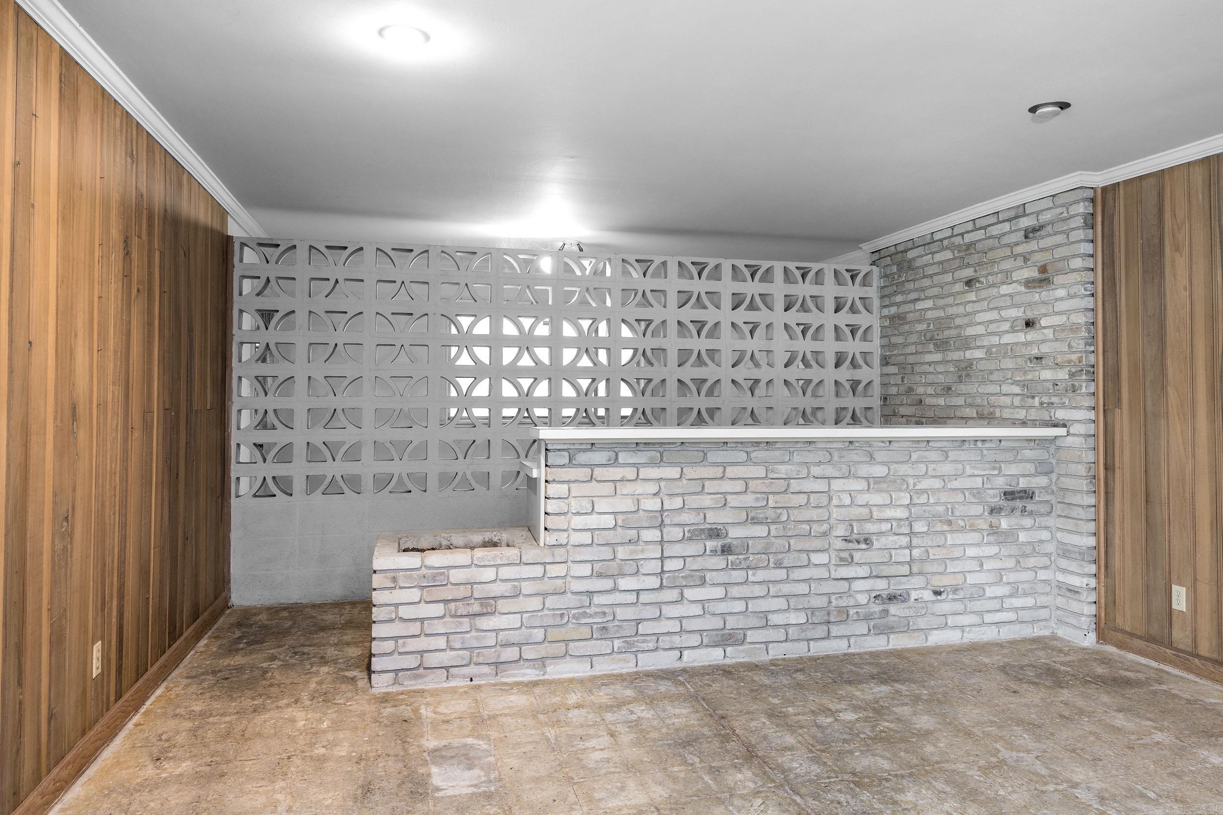 HYLAND HOMES - Residential