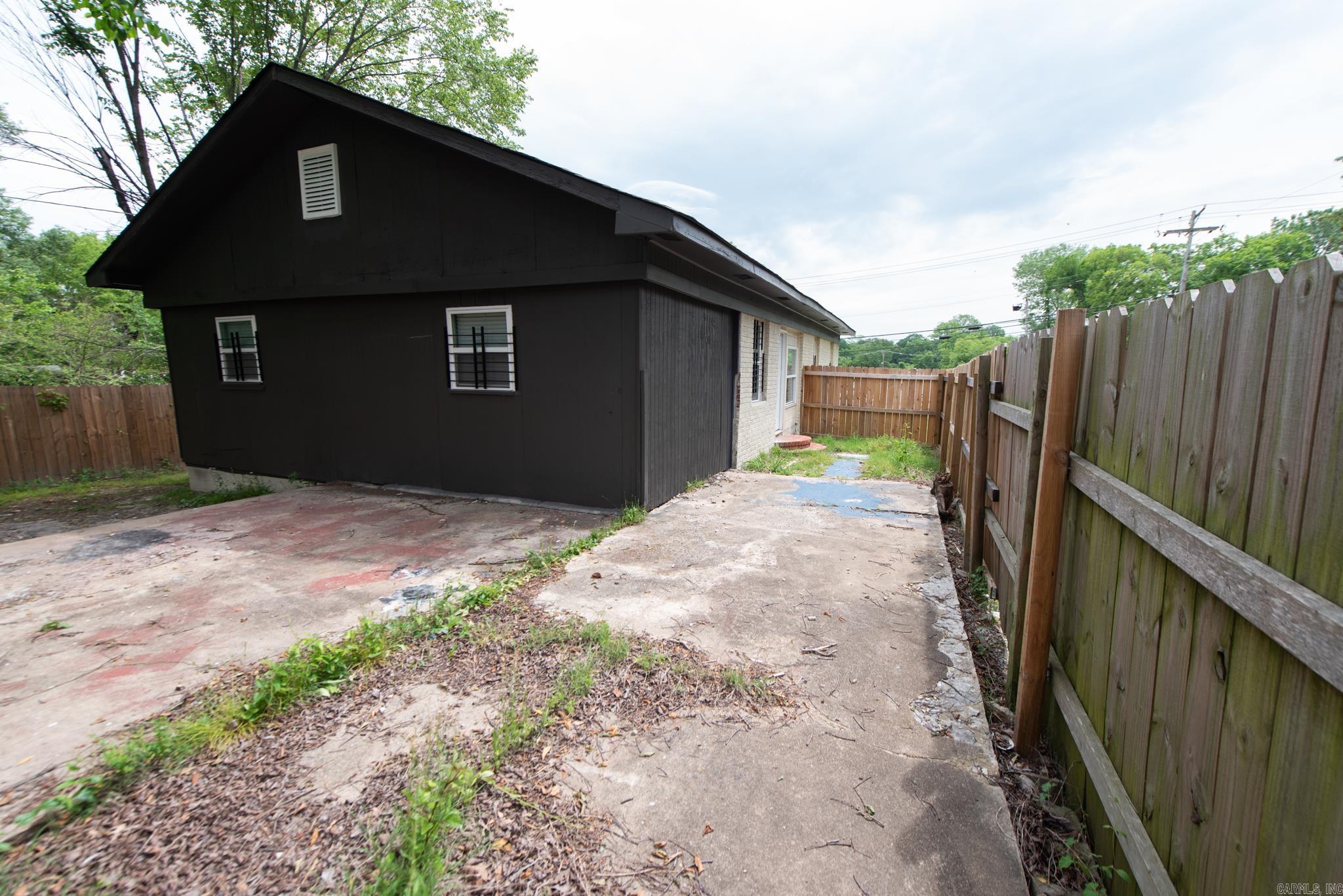 CHICKASAW PLACE - Residential