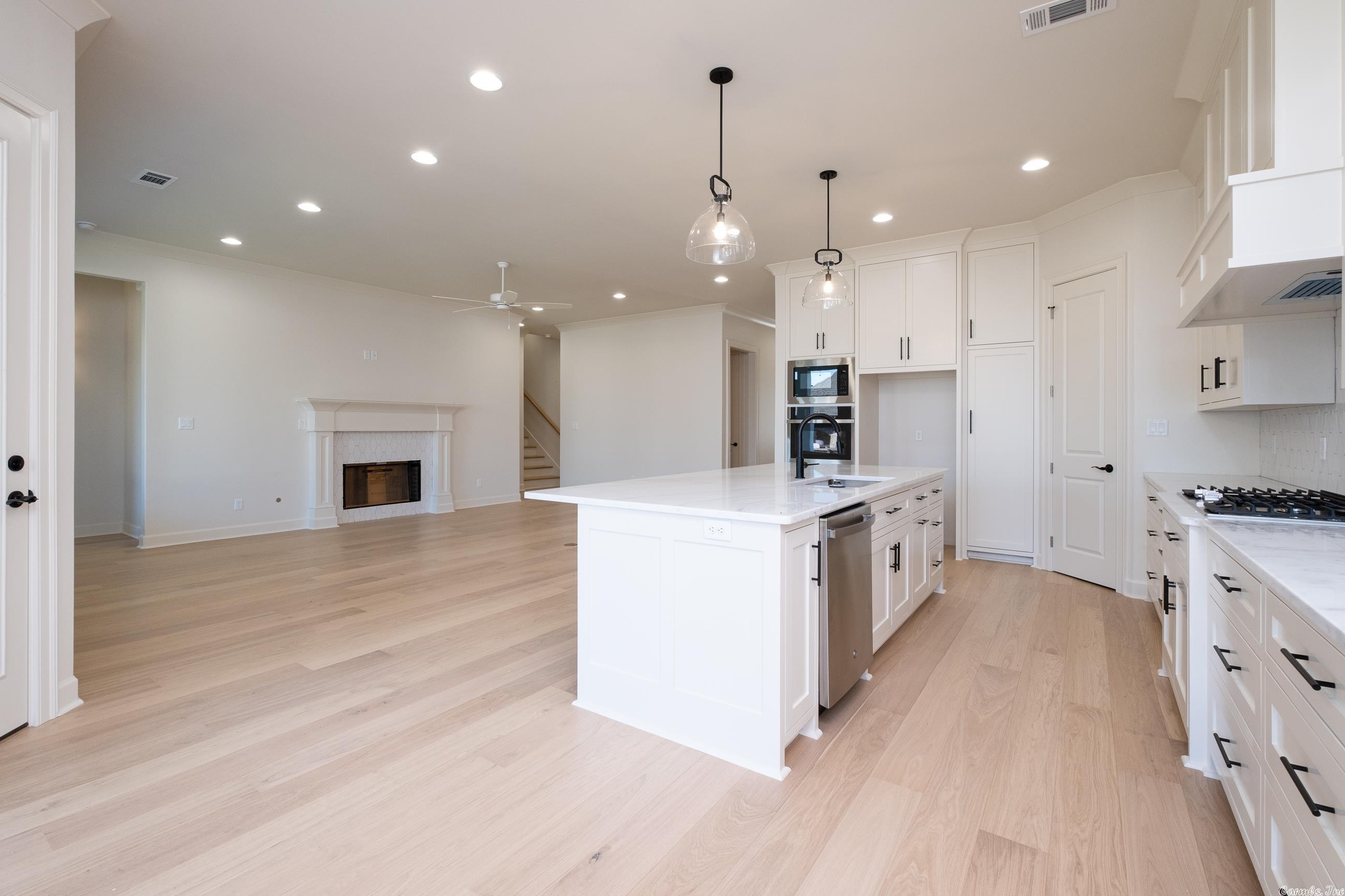 BELLES FLEURS - Residential