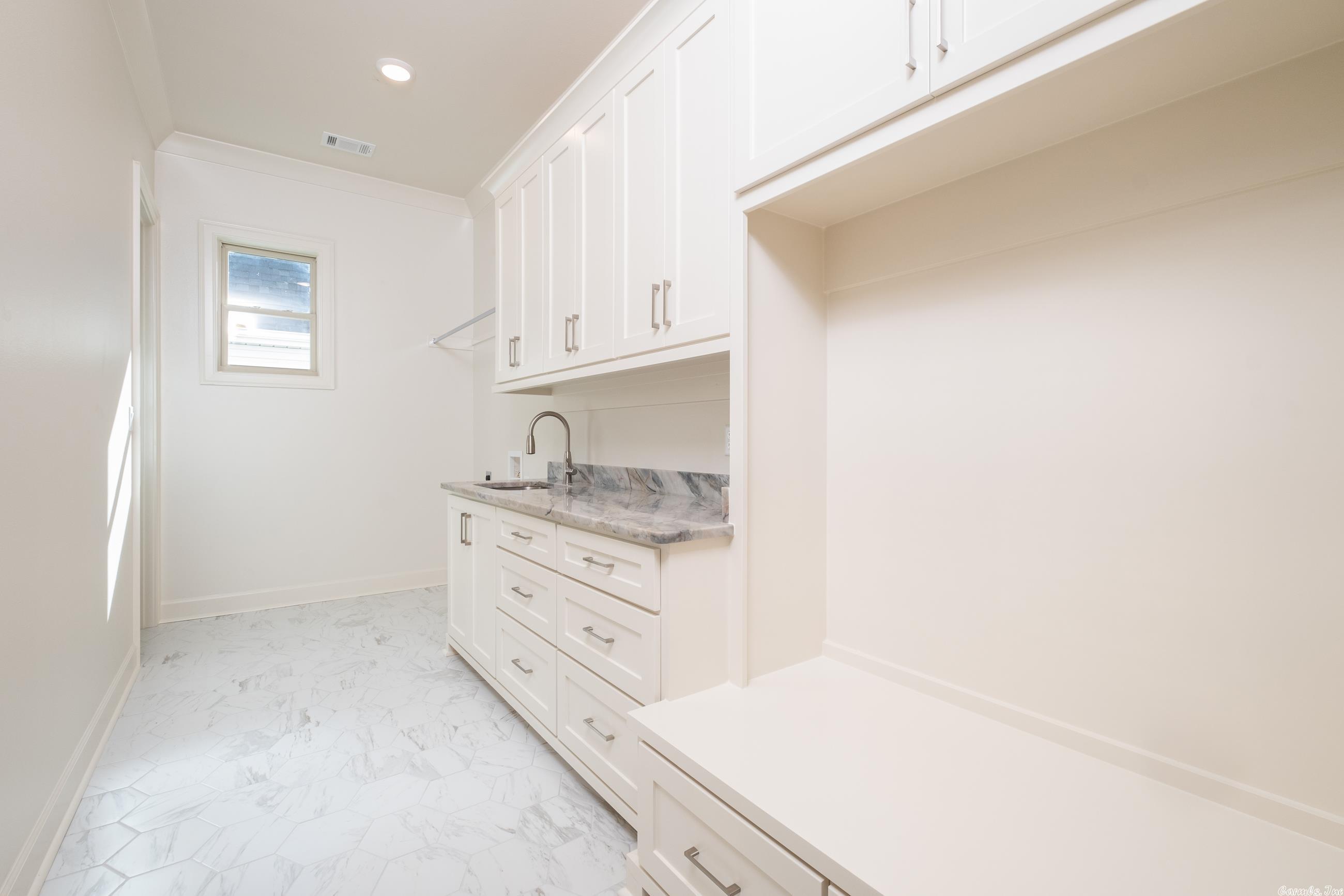 BELLES FLEURS - Residential