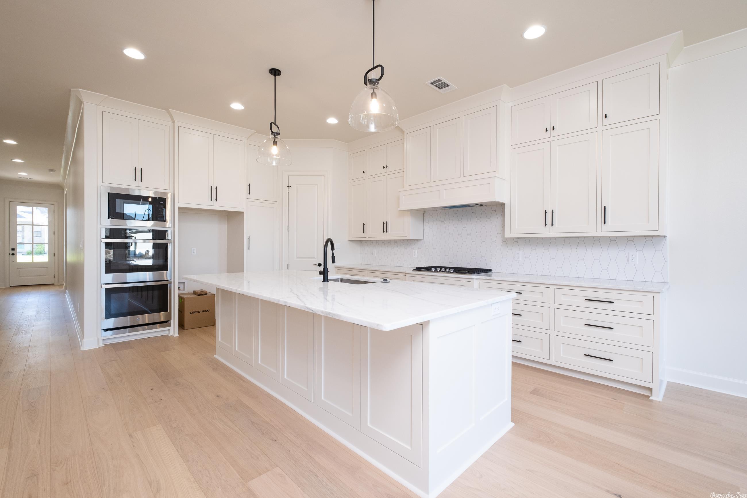 BELLES FLEURS - Residential