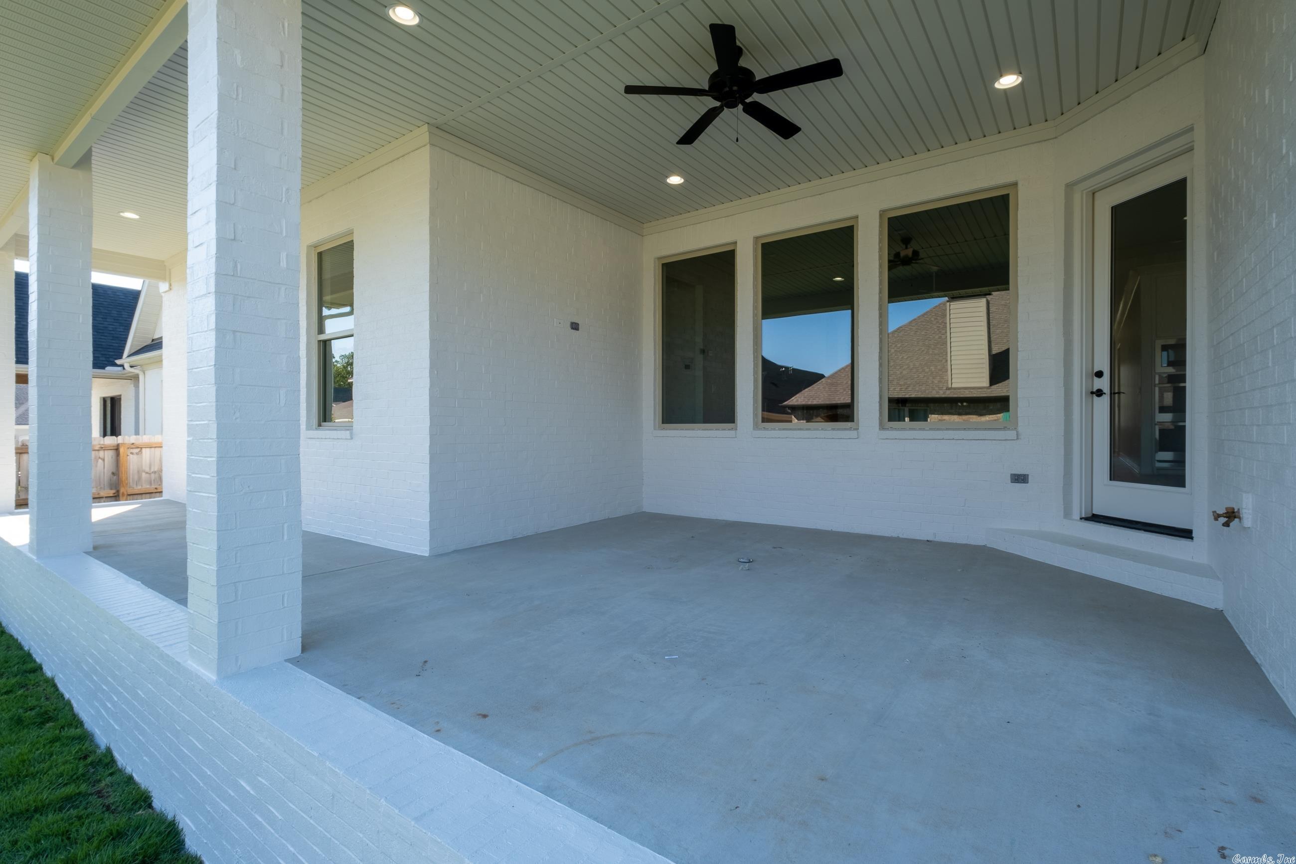 BELLES FLEURS - Residential