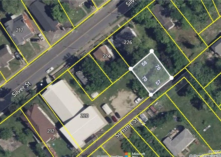 Residential lot near downtown Hot Springs. Located near Grand and Malvern Avenue.  The lot is cleared and is level. It's the perfect location for a small home.  It's located next door to a church on a paved city street.   Parcel ID Number is 400-31750-007-000