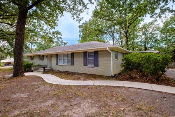 1300 WHITE RD, LITTLE ROCK, AR 72211 - Image d5ed88aea0afb1289a68477f3be826ee/4007586872