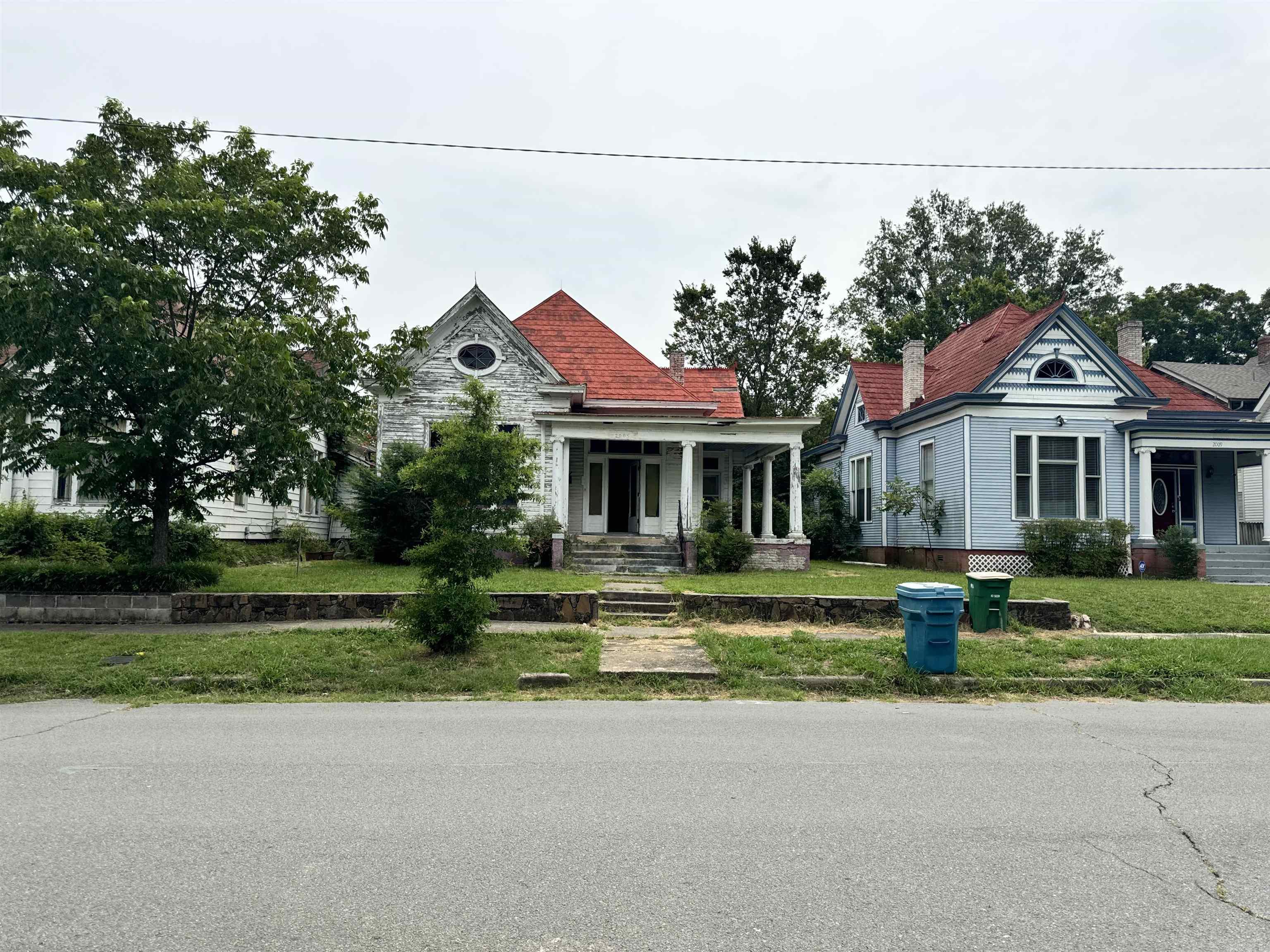 Downtown living is fascinating and a great place for todayās adventurous homeowners who want to stay connected to the urban life. Come experience this exquisite, 1915 Victorian Beauty in the making.
