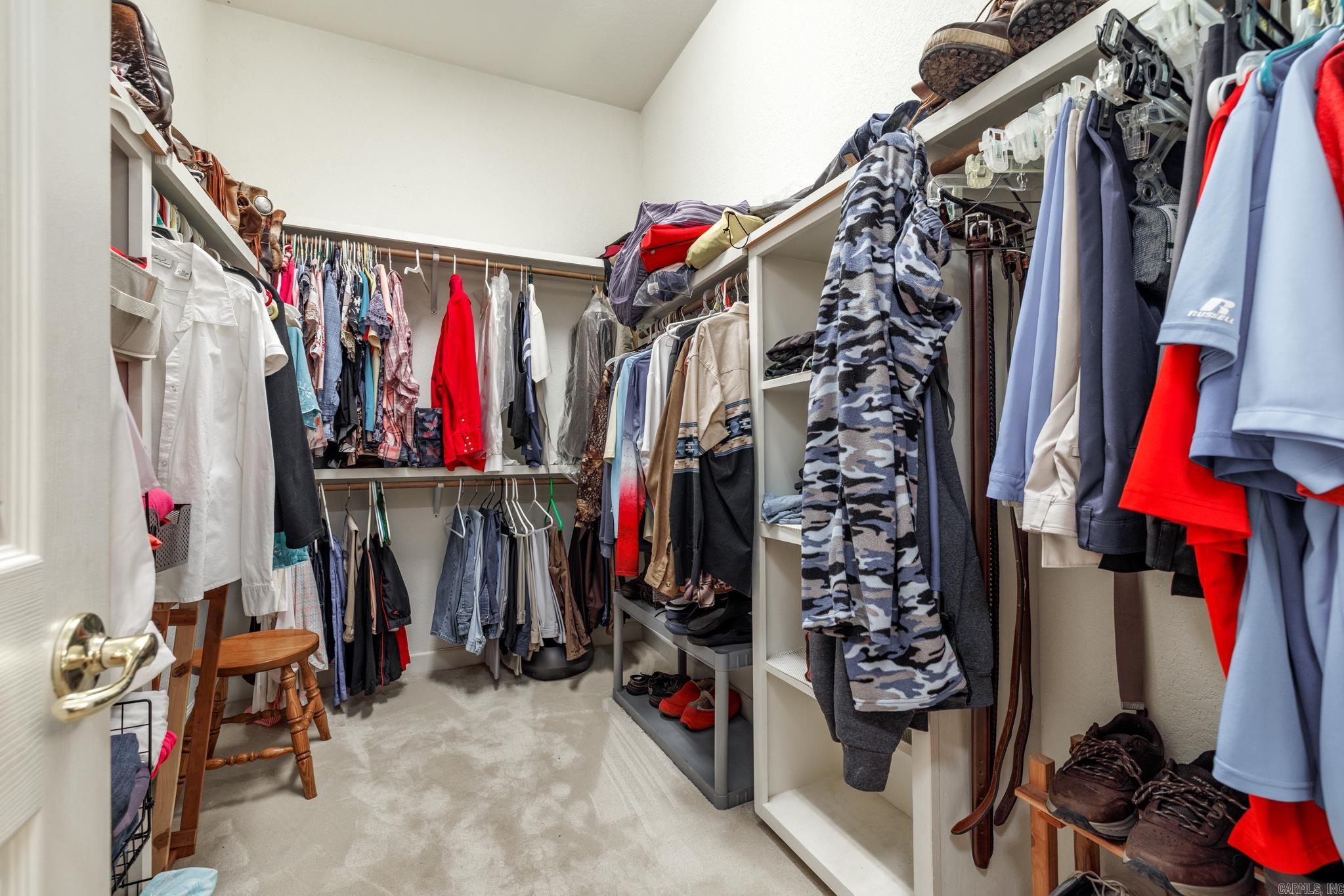 BALTANAS - Residential