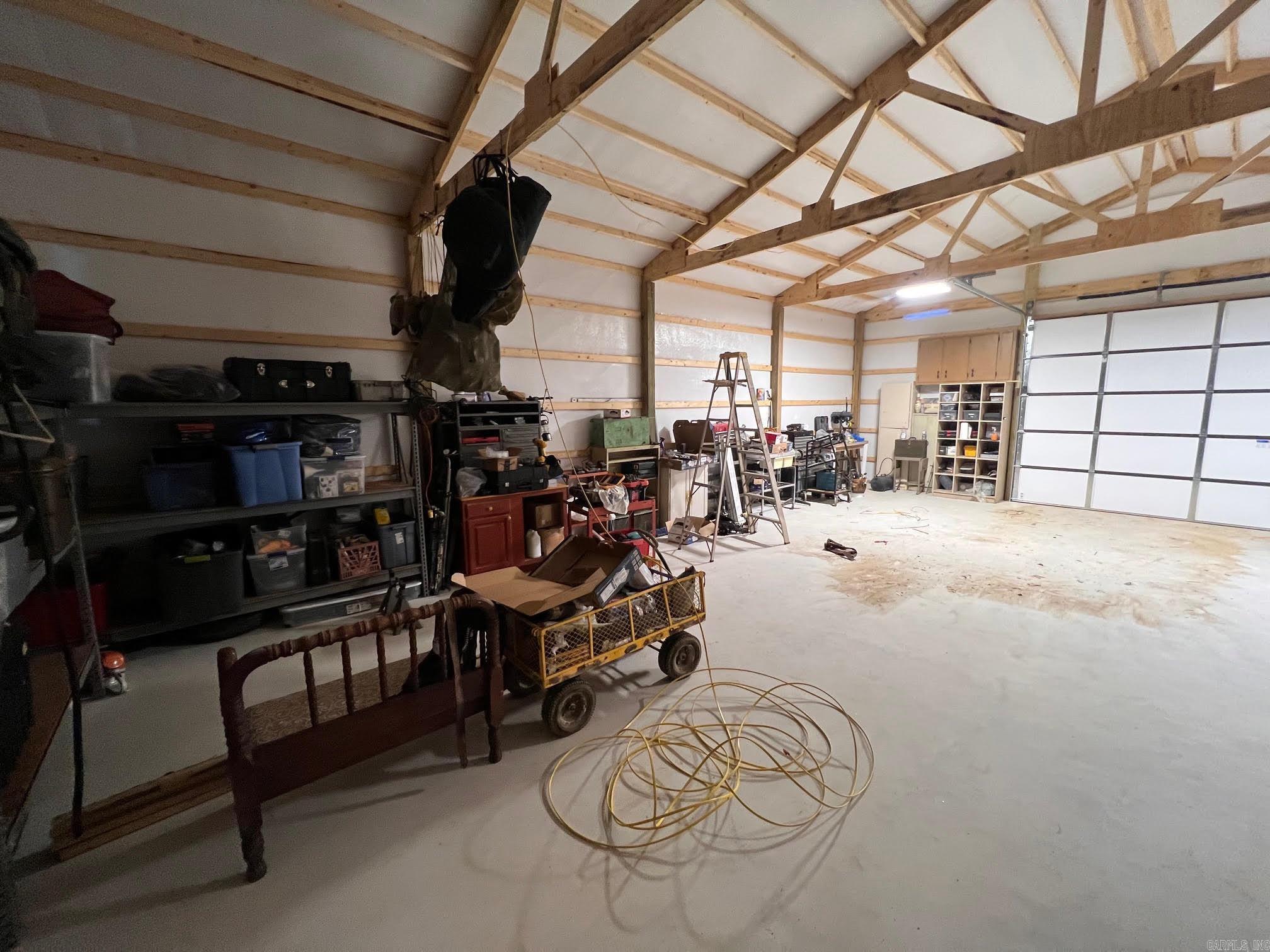 Metes & Bounds - Land