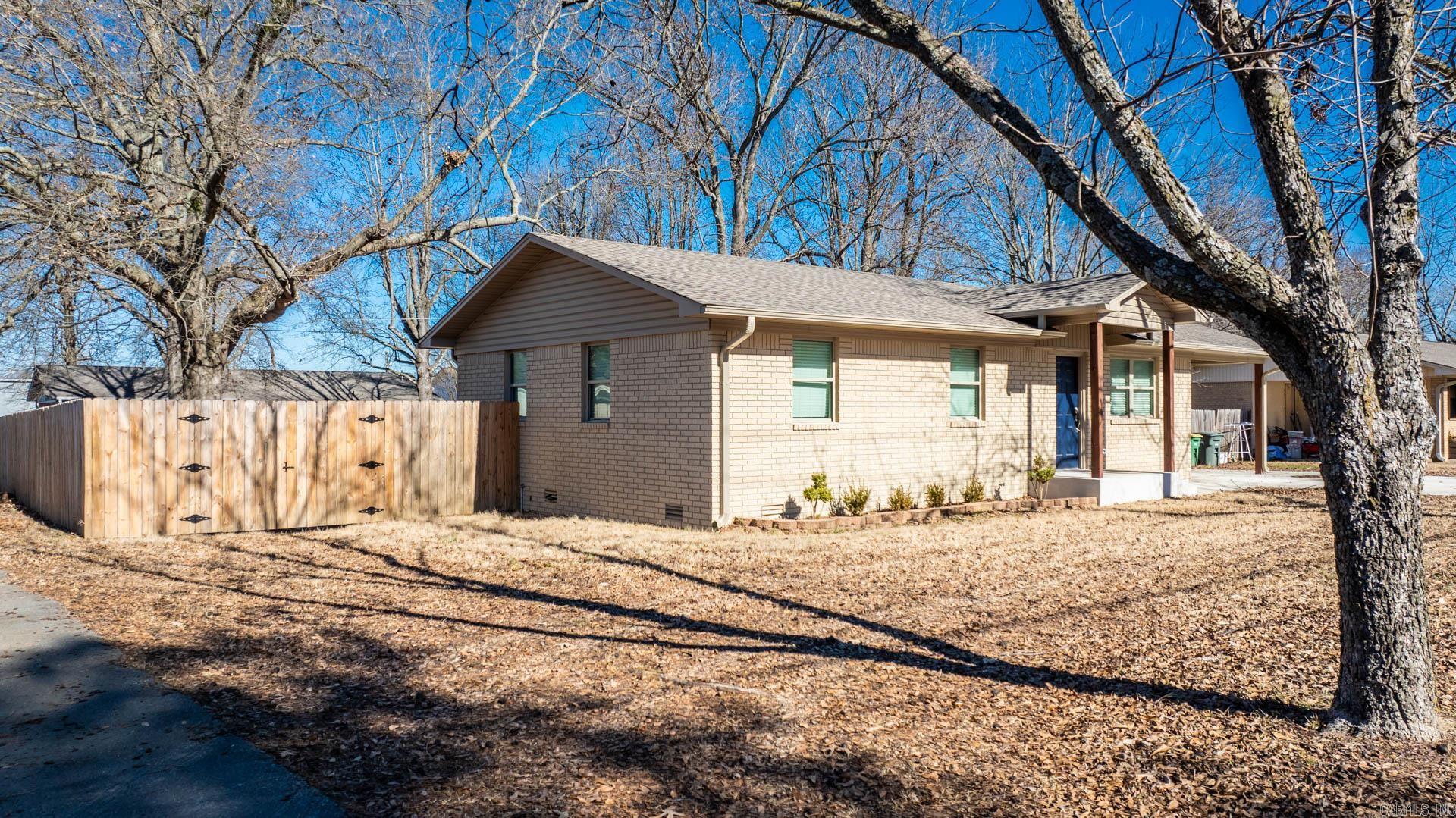 MCCULLOCH @ HARVEY ADD - Residential