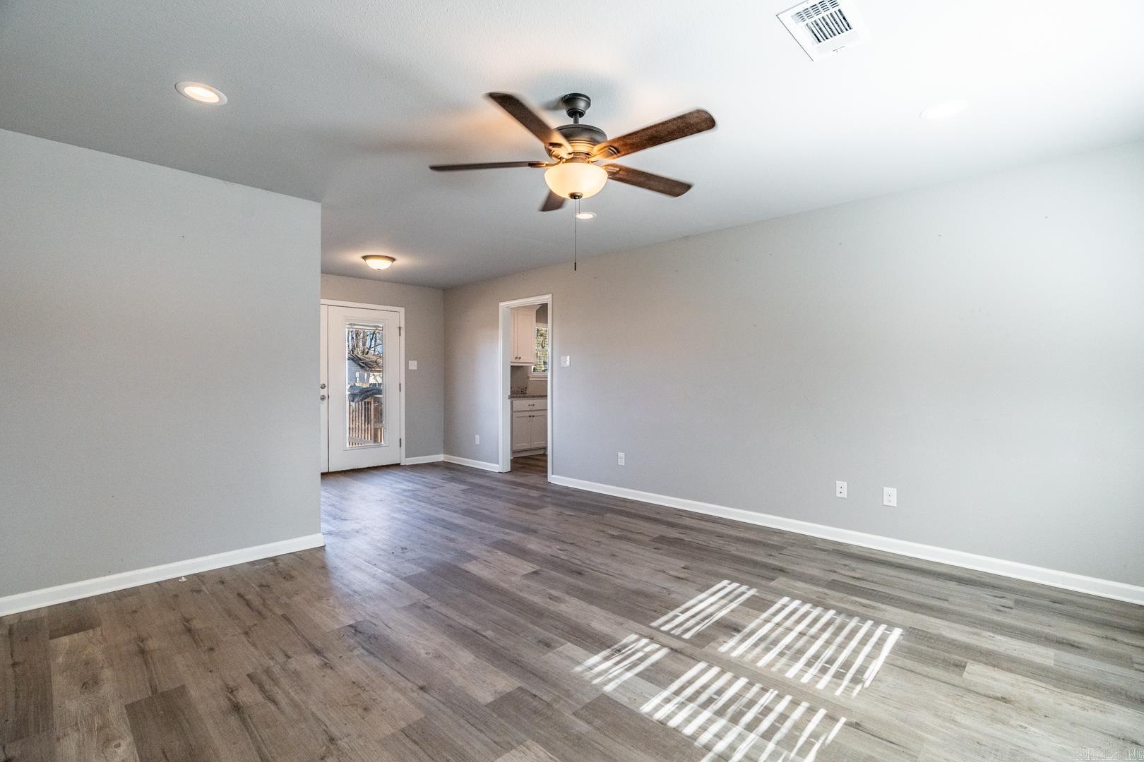 MCCULLOCH @ HARVEY ADD - Residential