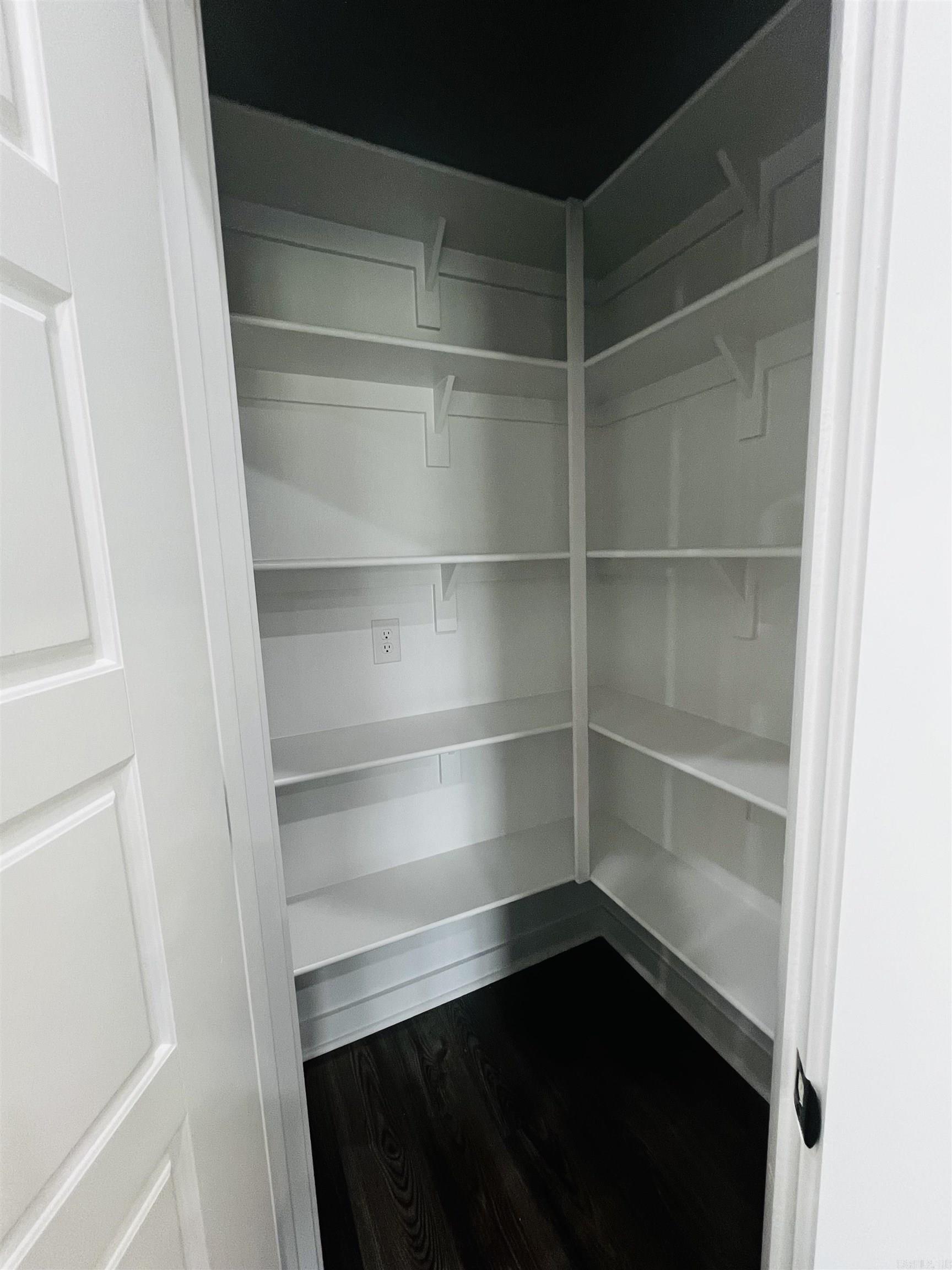 KNOTTING HILL - Residential