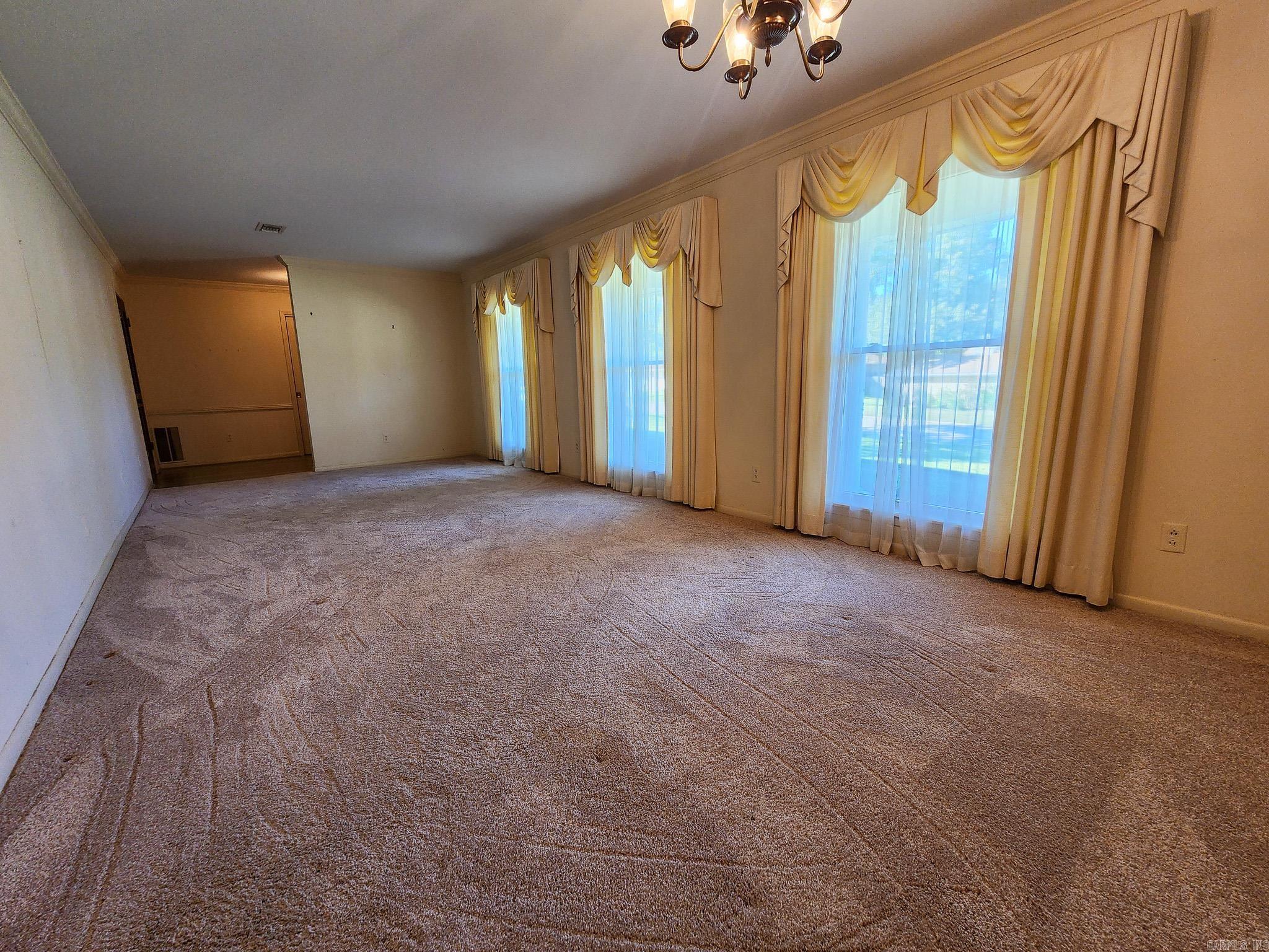 THOMPSON HEIGHTS 4TH S-D - Residential