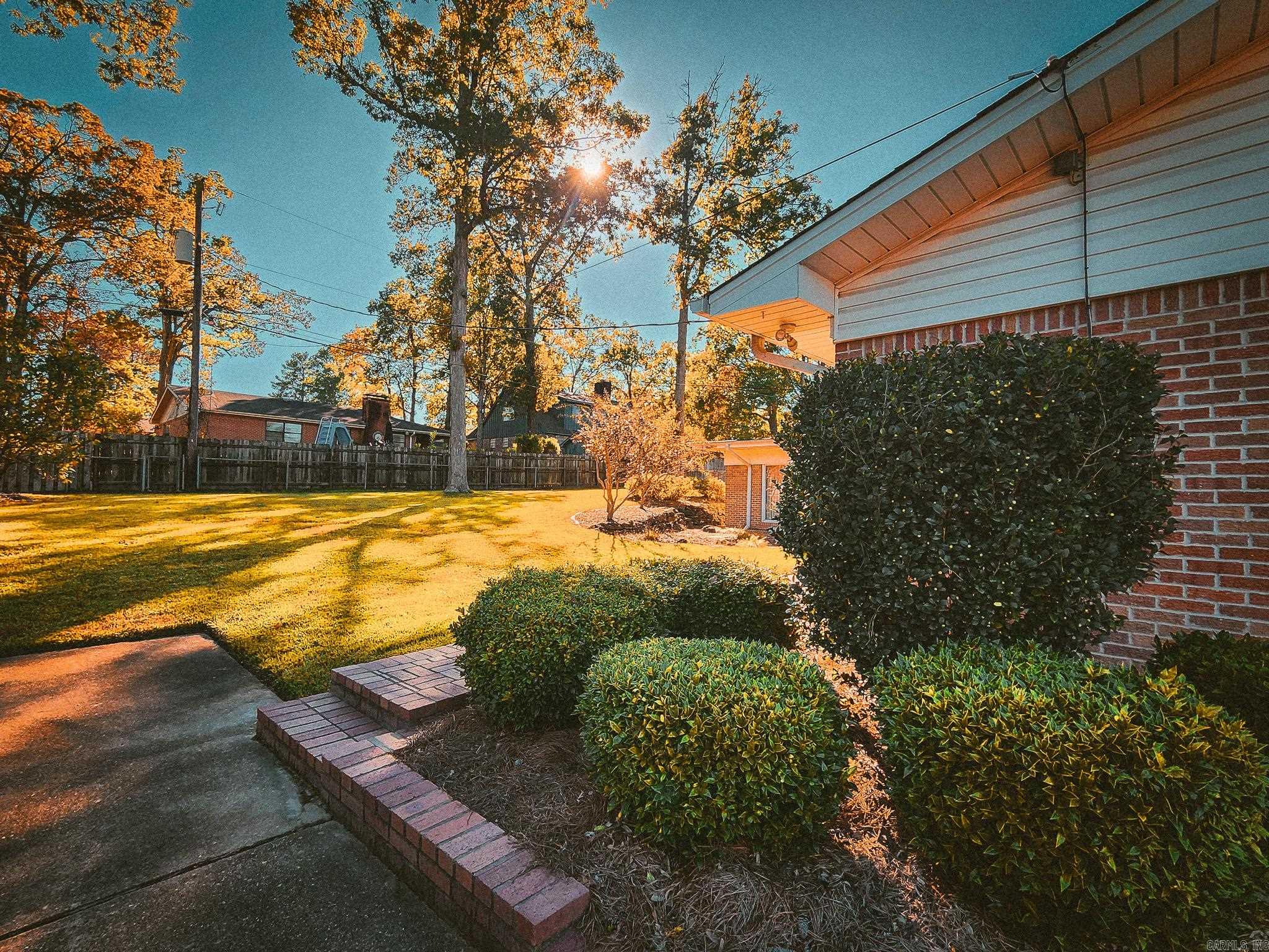 THOMPSON HEIGHTS 4TH S-D - Residential