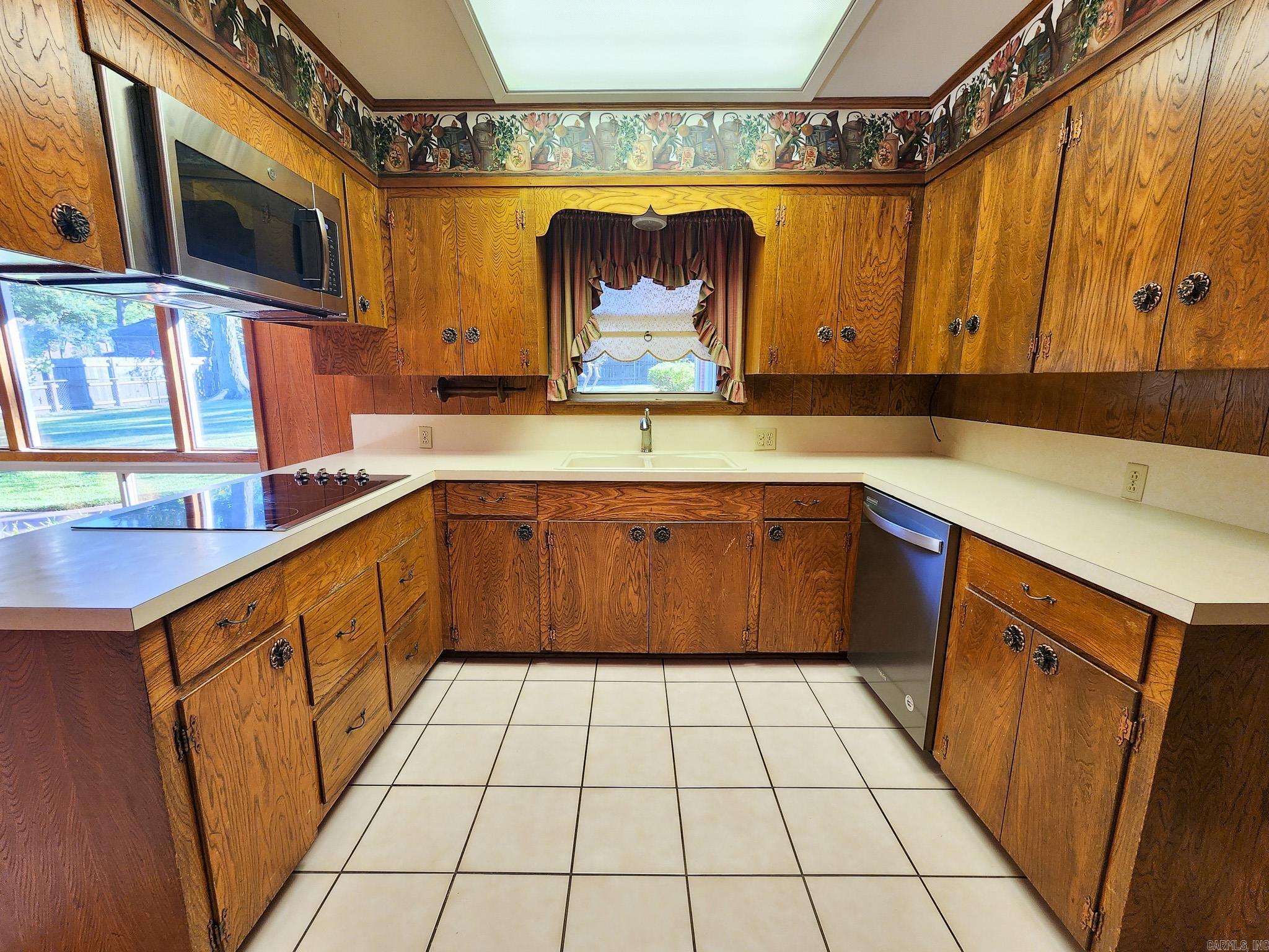 THOMPSON HEIGHTS 4TH S-D - Residential