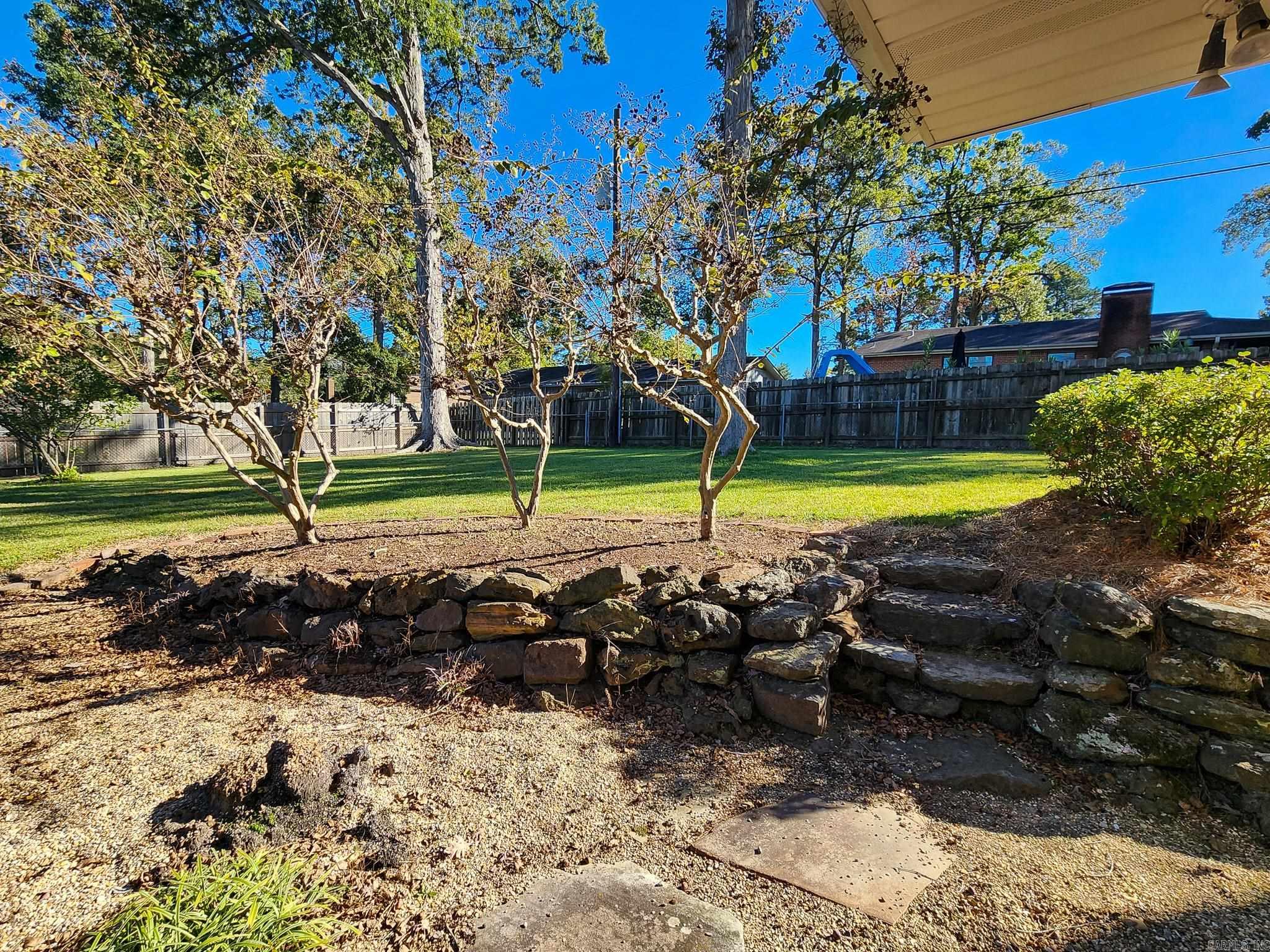 THOMPSON HEIGHTS 4TH S-D - Residential