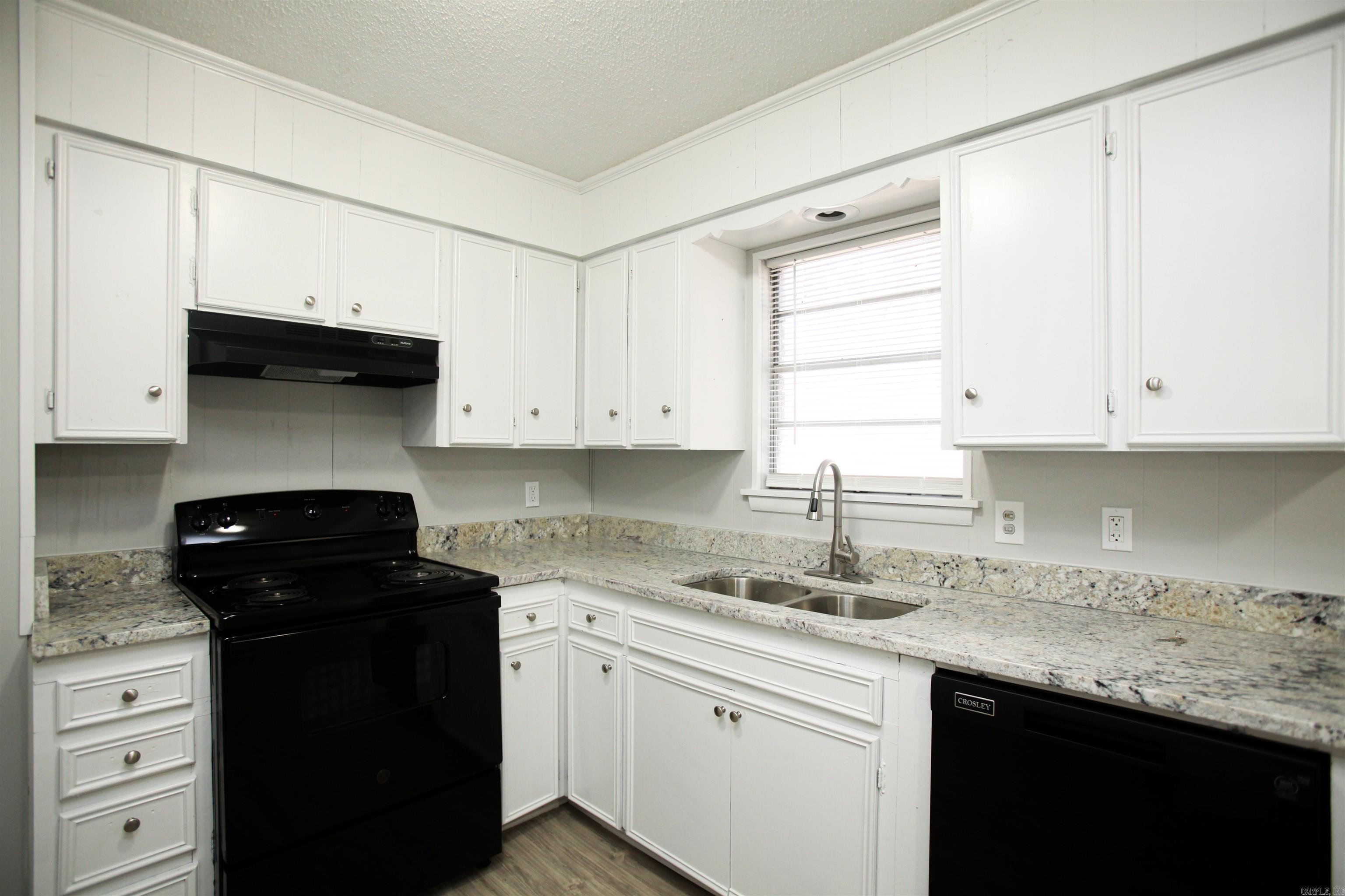 Congress - Residential Lease