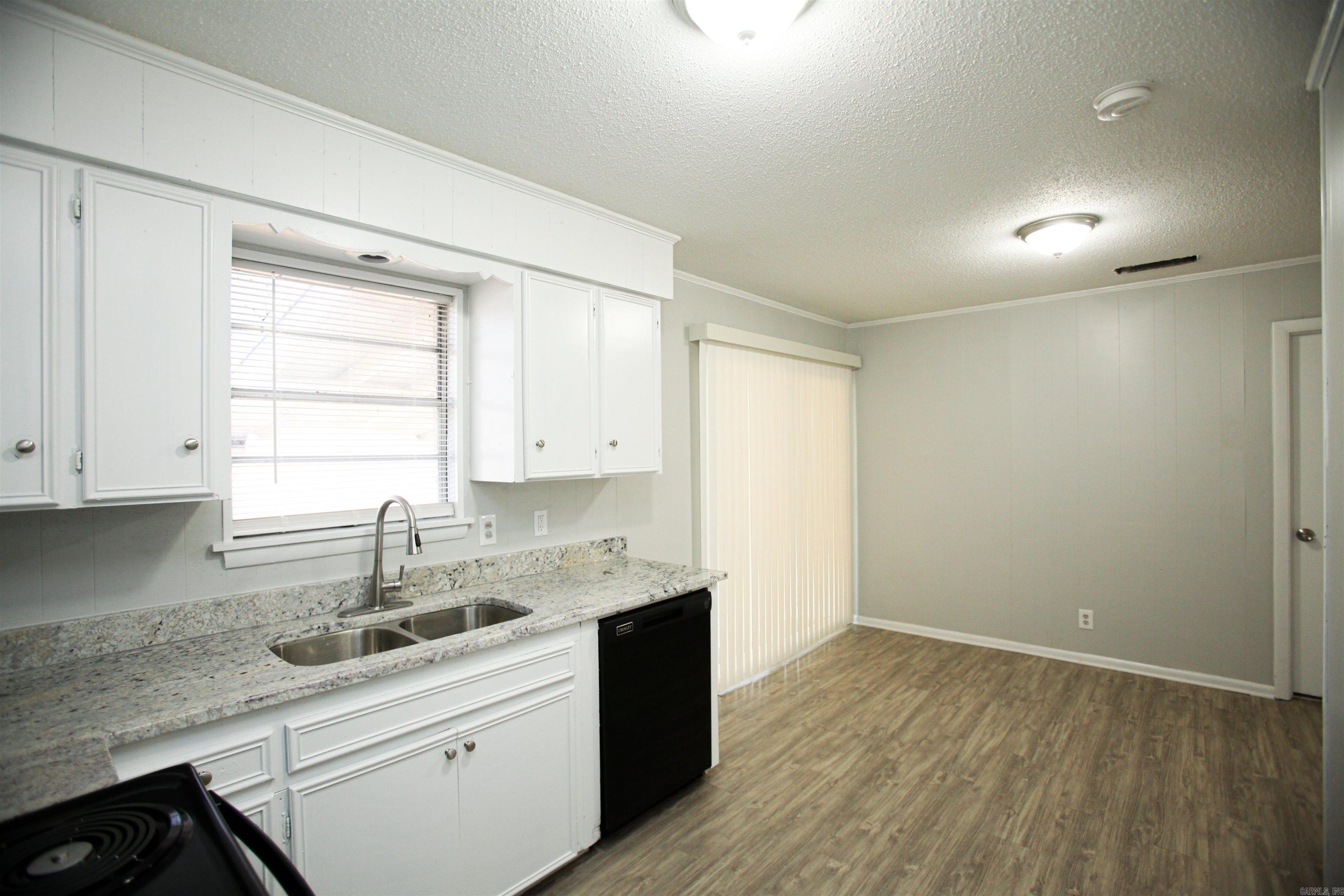 Congress - Residential Lease