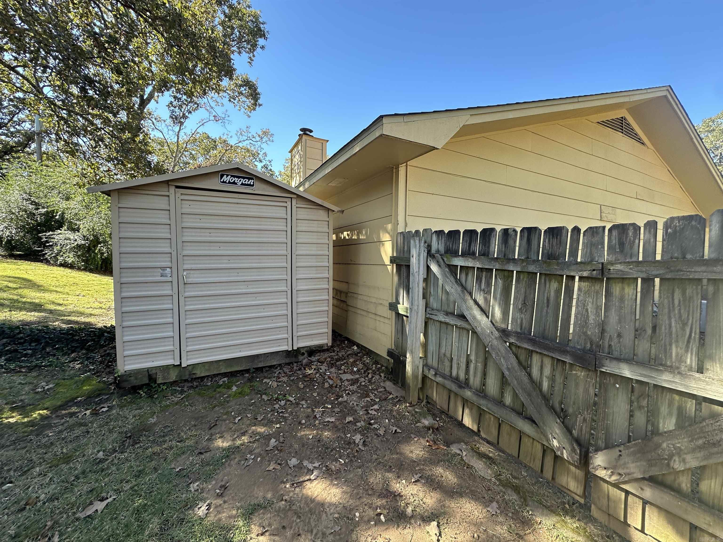 INDIAN HILLS - Residential