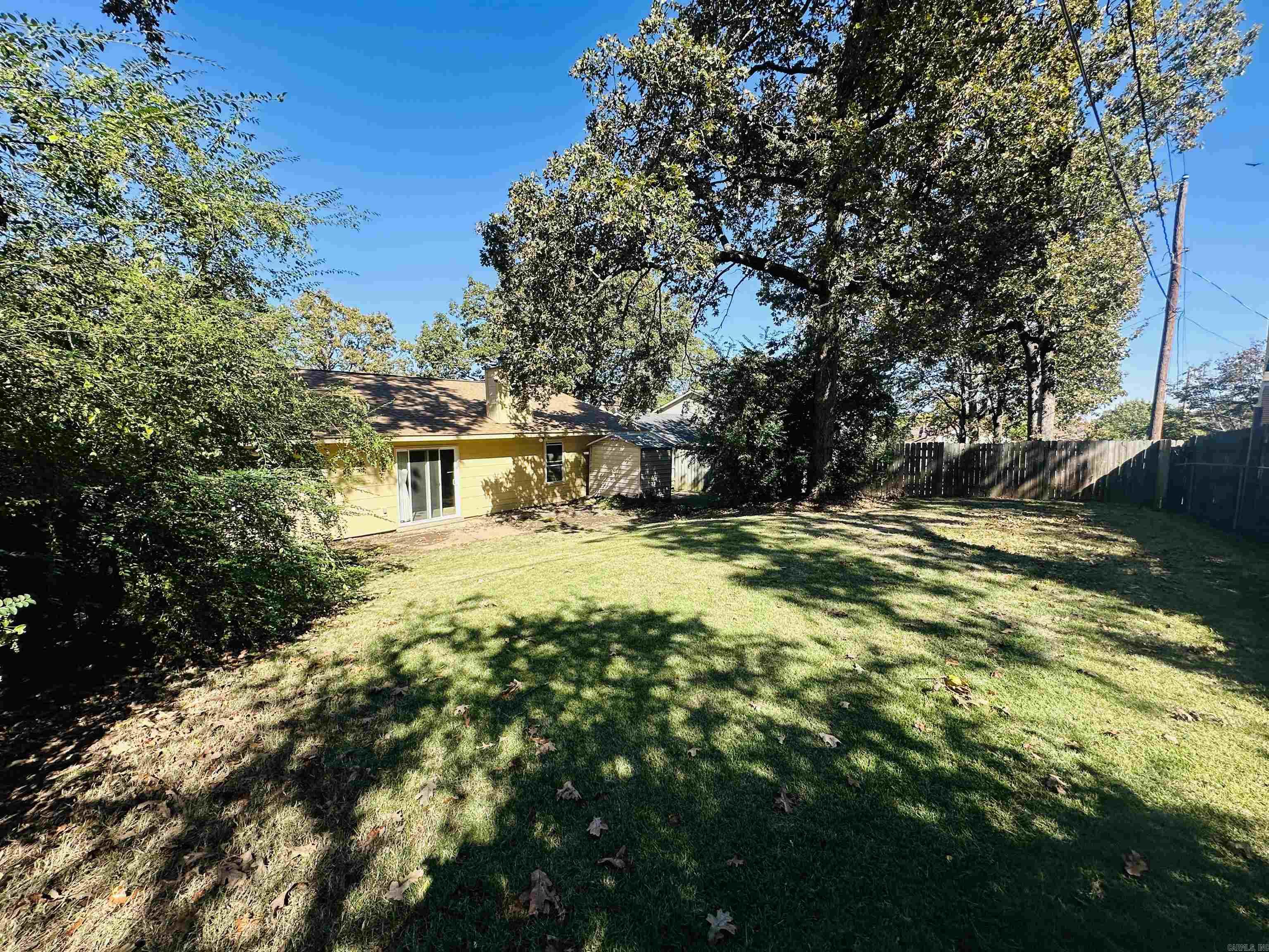 INDIAN HILLS - Residential