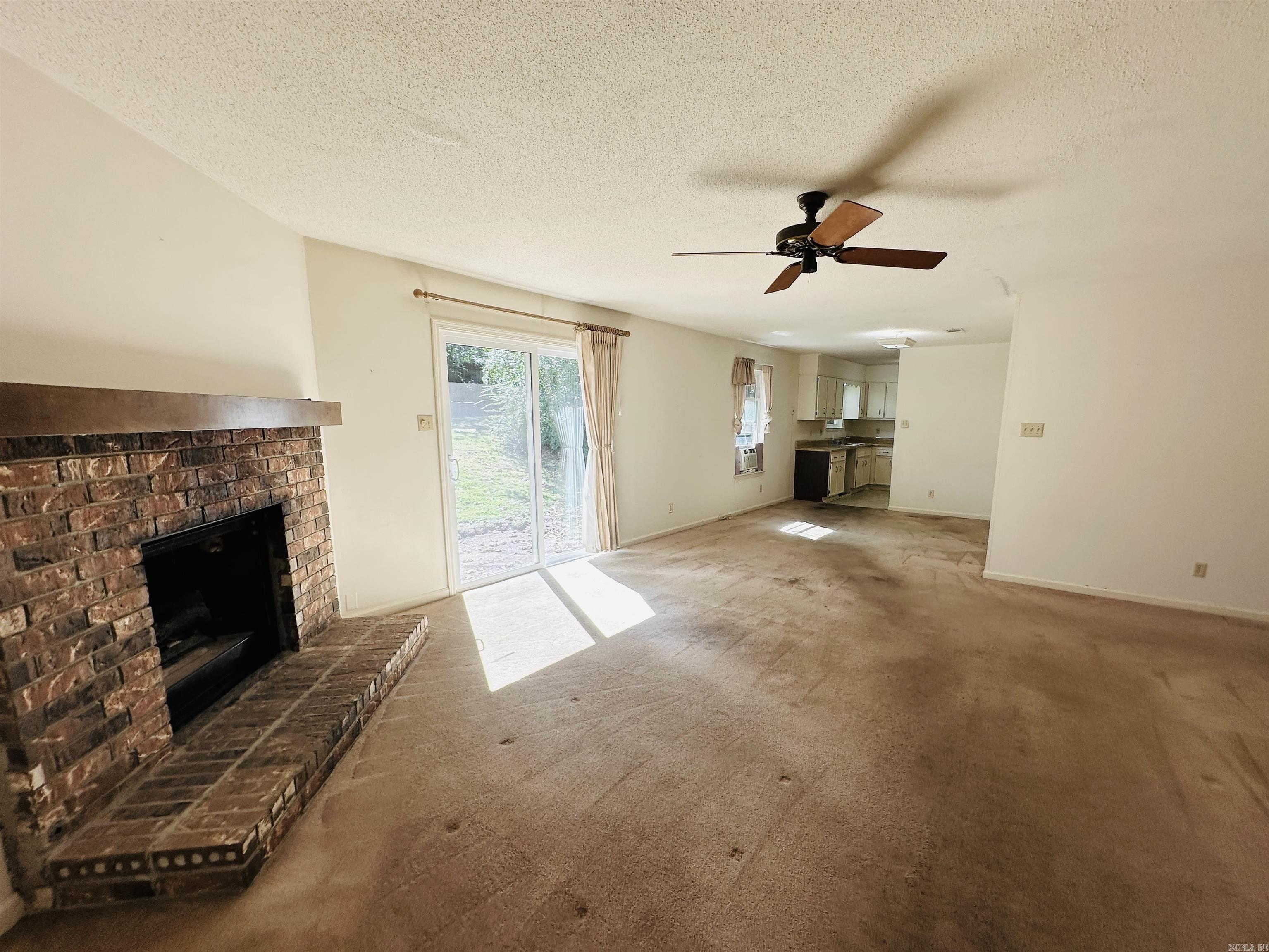 INDIAN HILLS - Residential