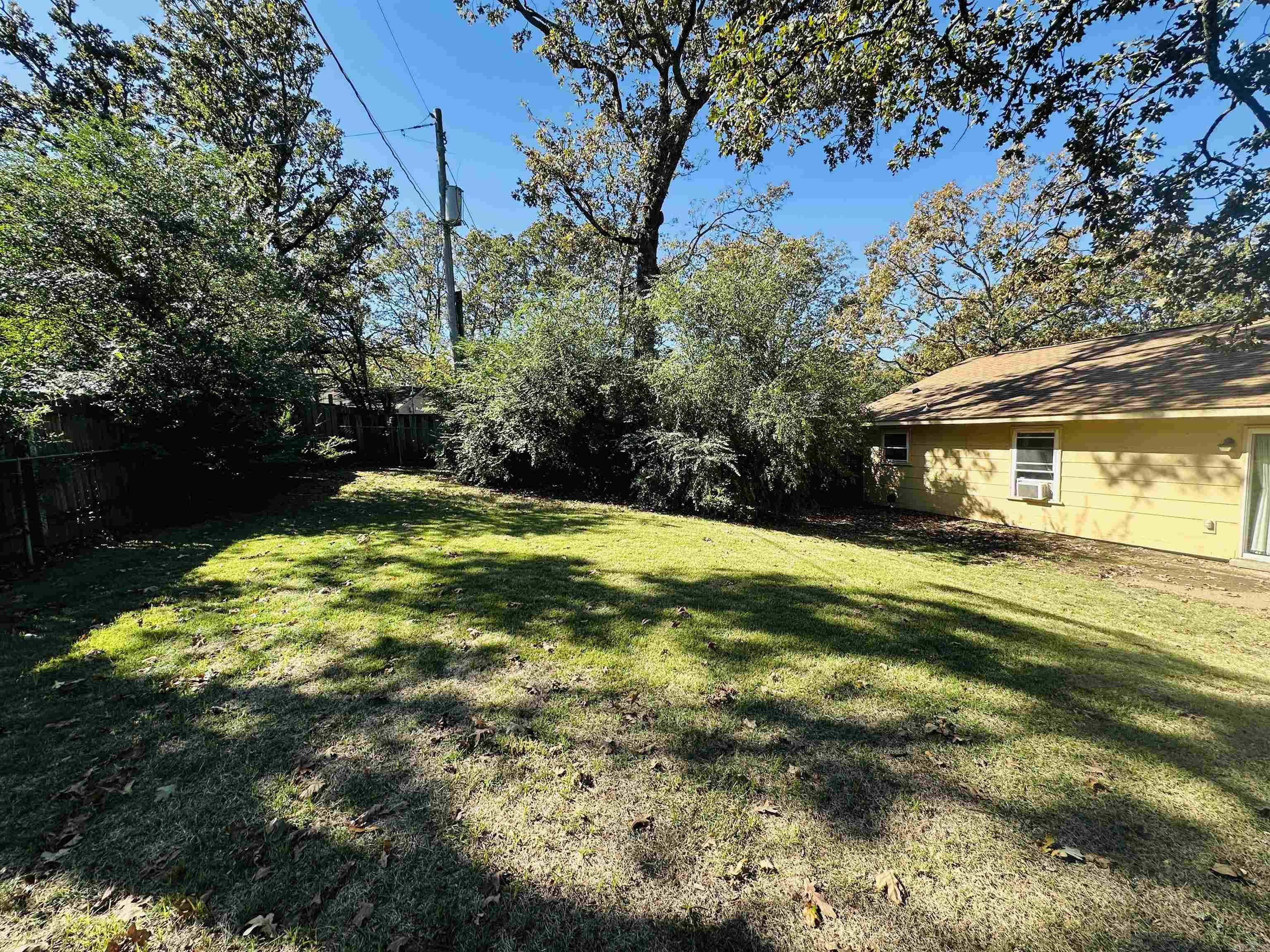 INDIAN HILLS - Residential